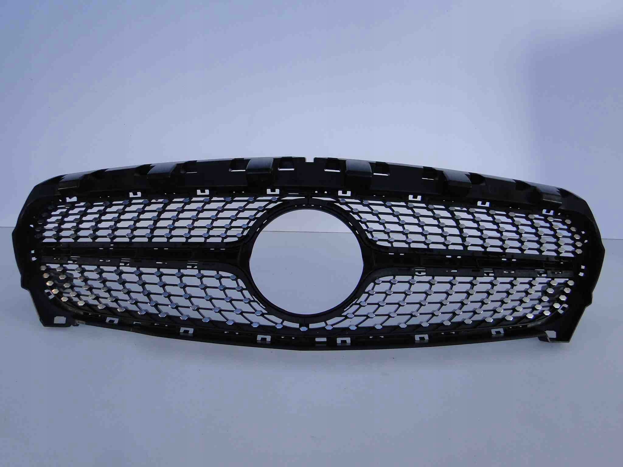 MERCEDES CLA 117 AMG GRILL ATRAPA DIAMENT SVAROWSK Typ samochodu Samochody osobowe