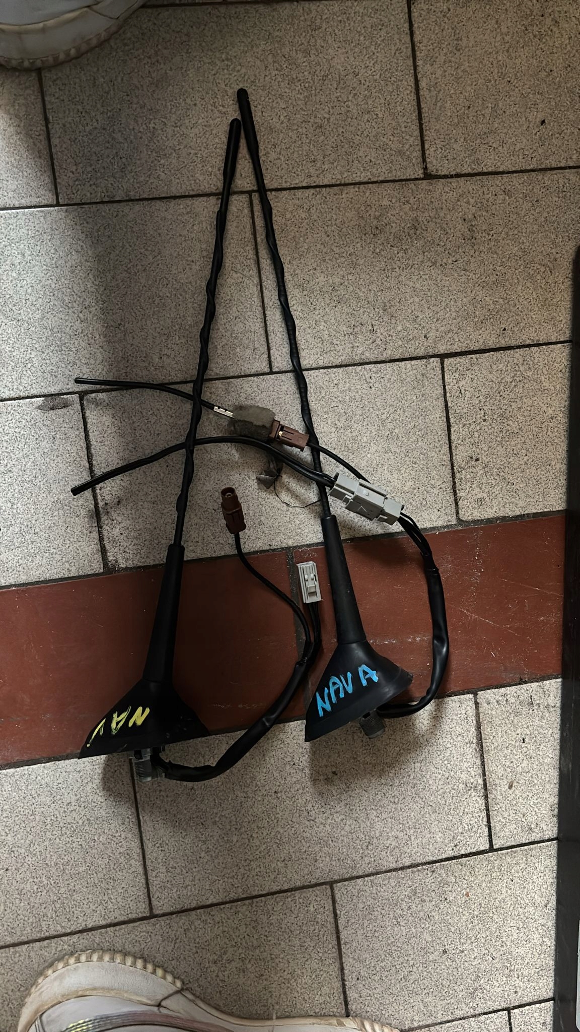 ANTENA dach NISSAN NAVARA IV D23 NP300 2.3 DCI