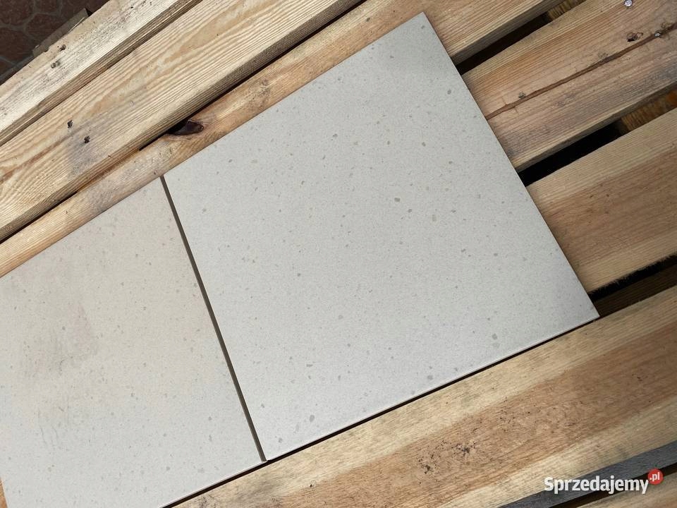 gres techniczny płytka 30x30 gruba 12 mm hala wzmacniany