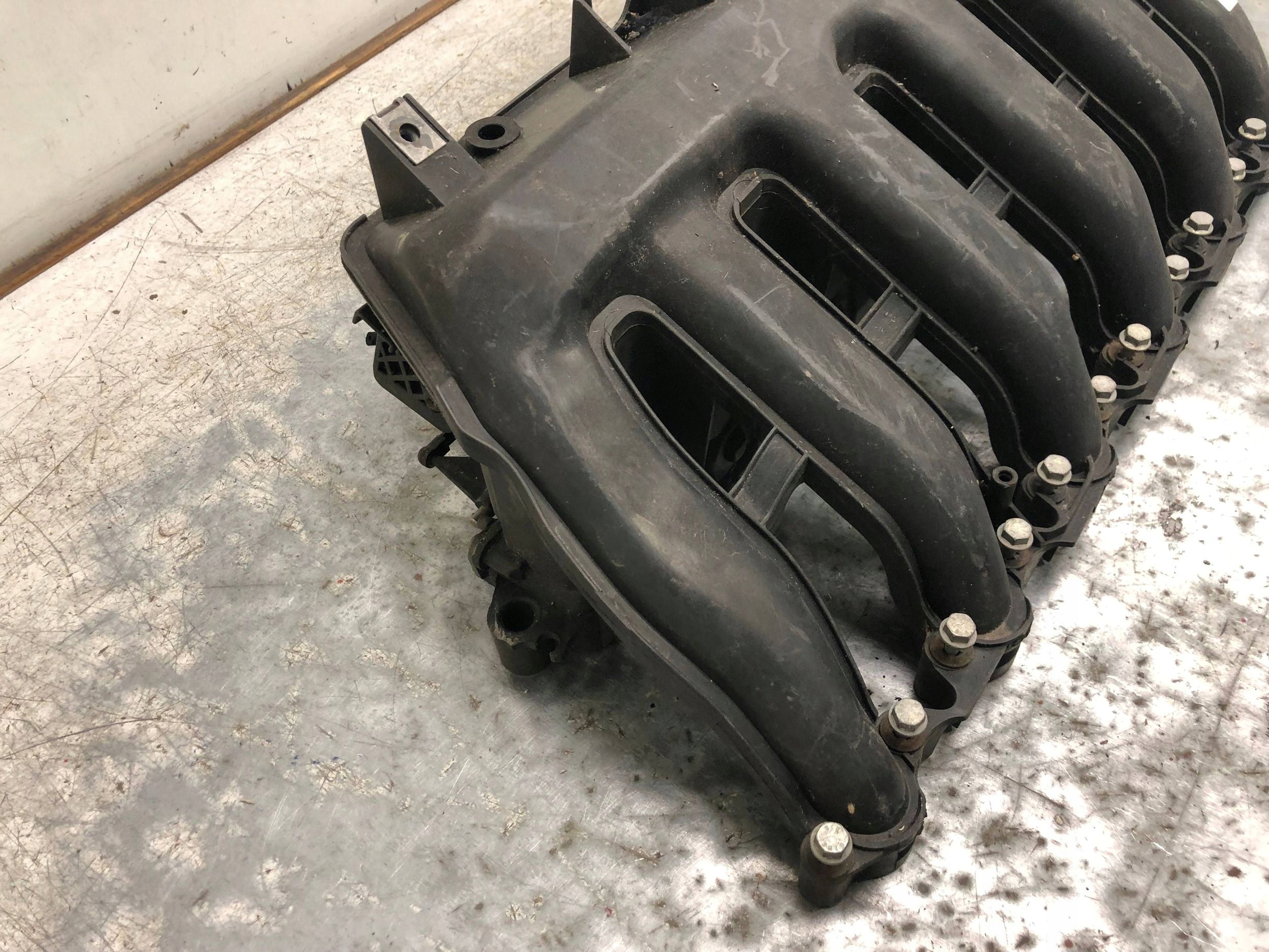 intake manifold BMW E60 3.0D 7790701