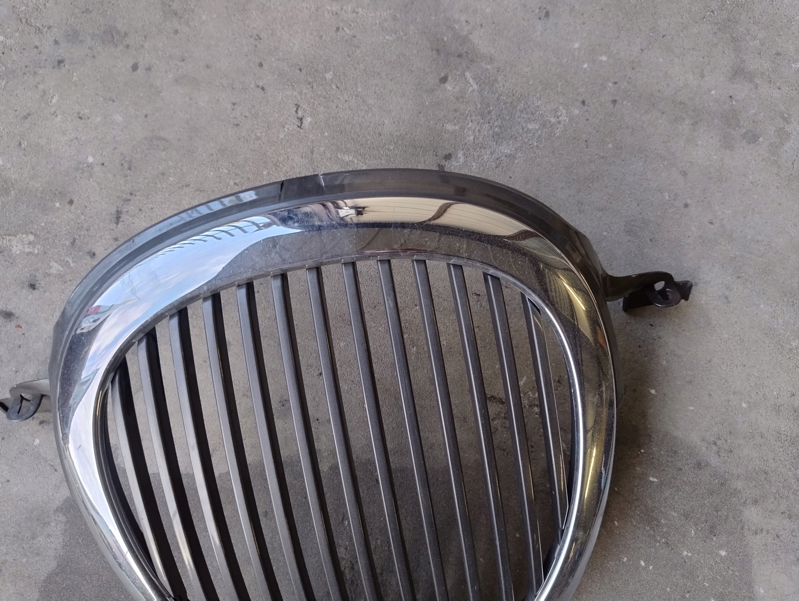 GRILL GRILL CHROM JAGUAR S-TYPE XR83-8A133-AA