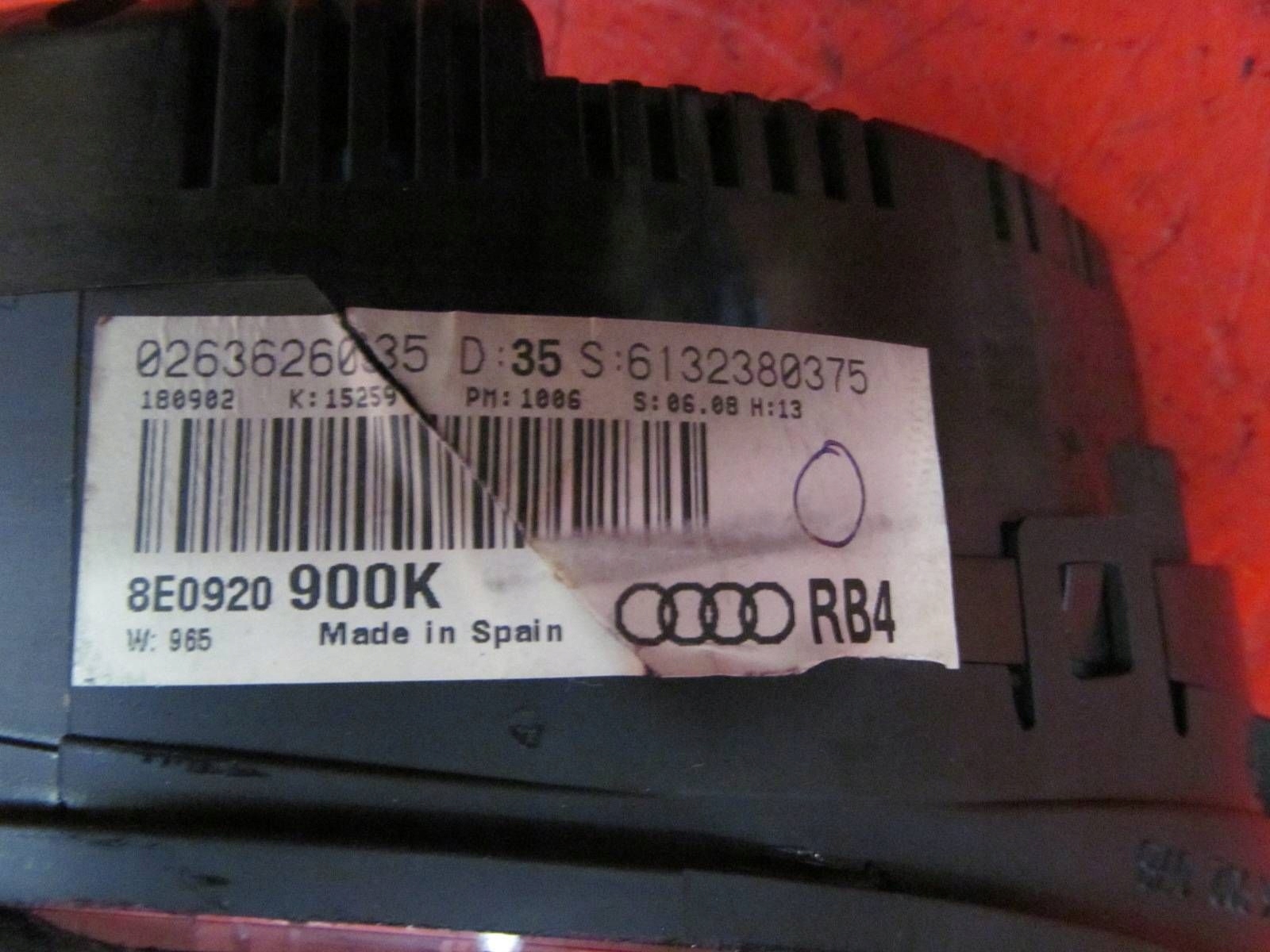AUDI A4 B6 8E2 1.9 TDI AWX dials dials 8E0920900K EUROPA