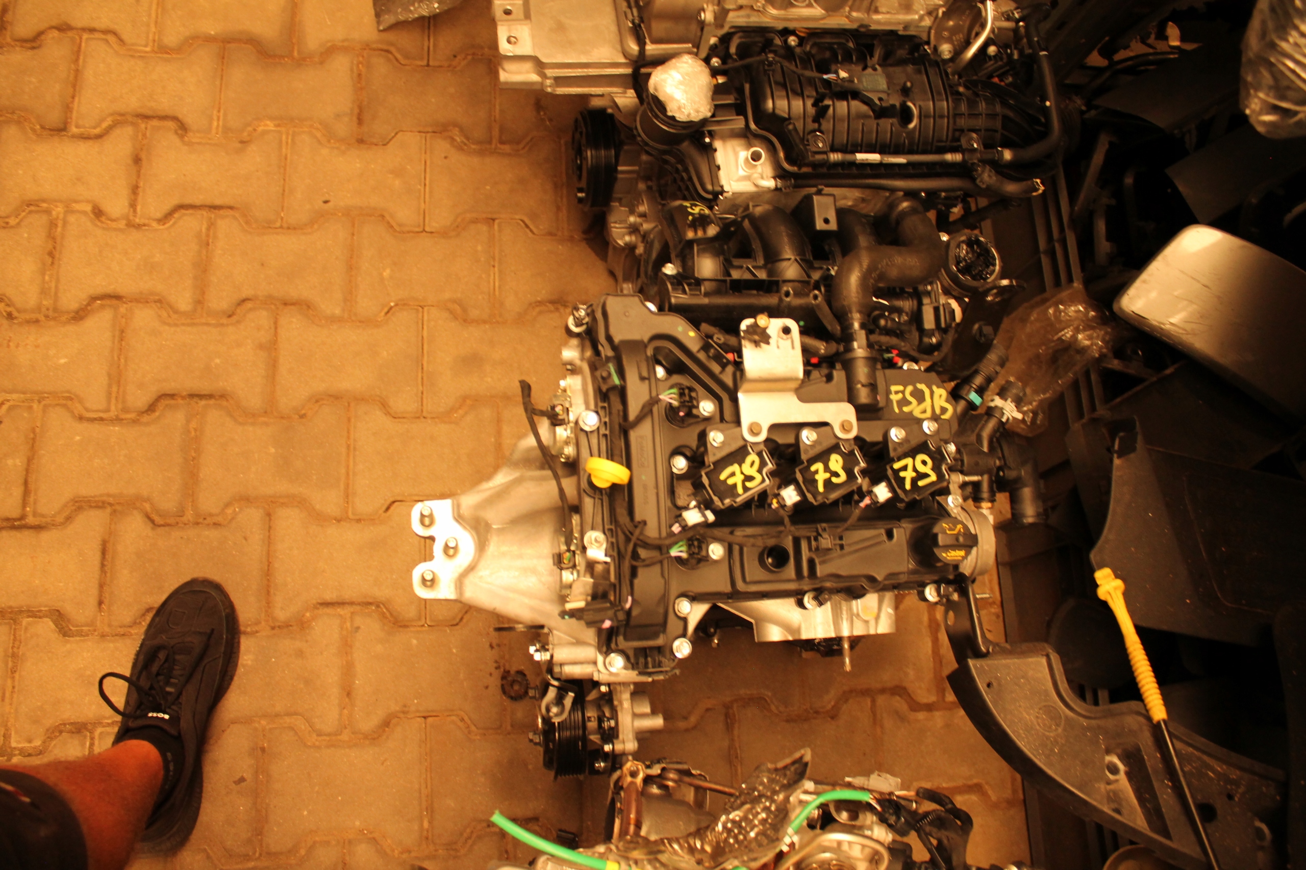 engine complete FORD FSJB 8 TYSKM