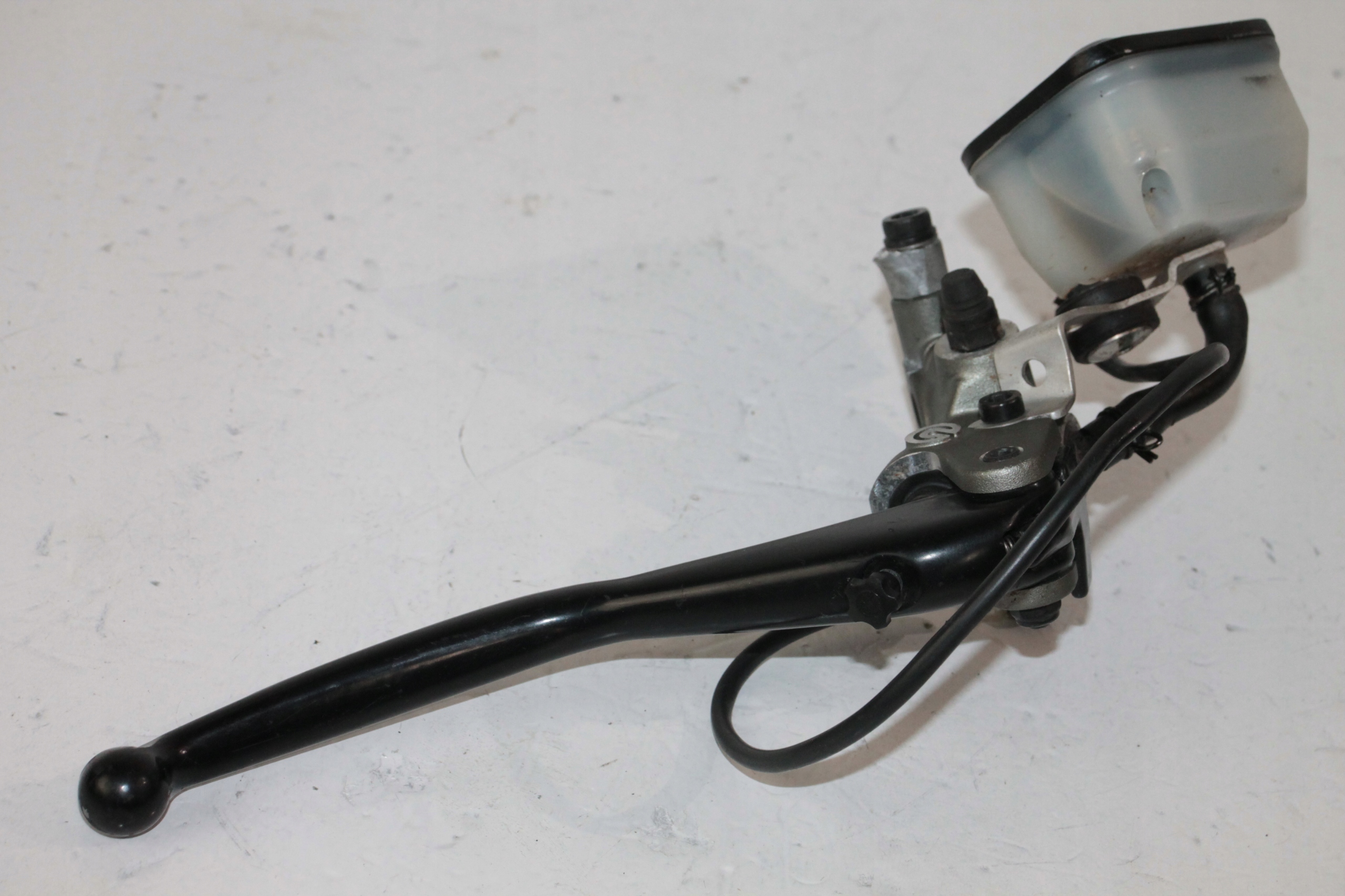 DUCATI STREETFIGHTER 1098 POMPA HAMULCOWA PRZÓD