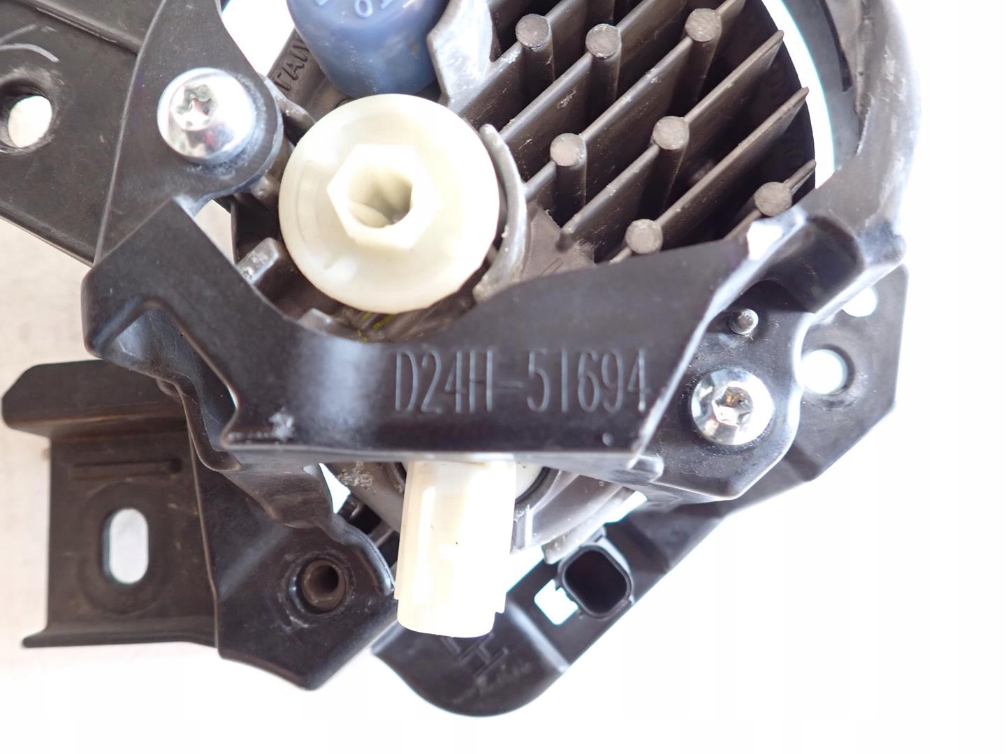 fog light left MAZDA CX3 2015- D24H-51694
