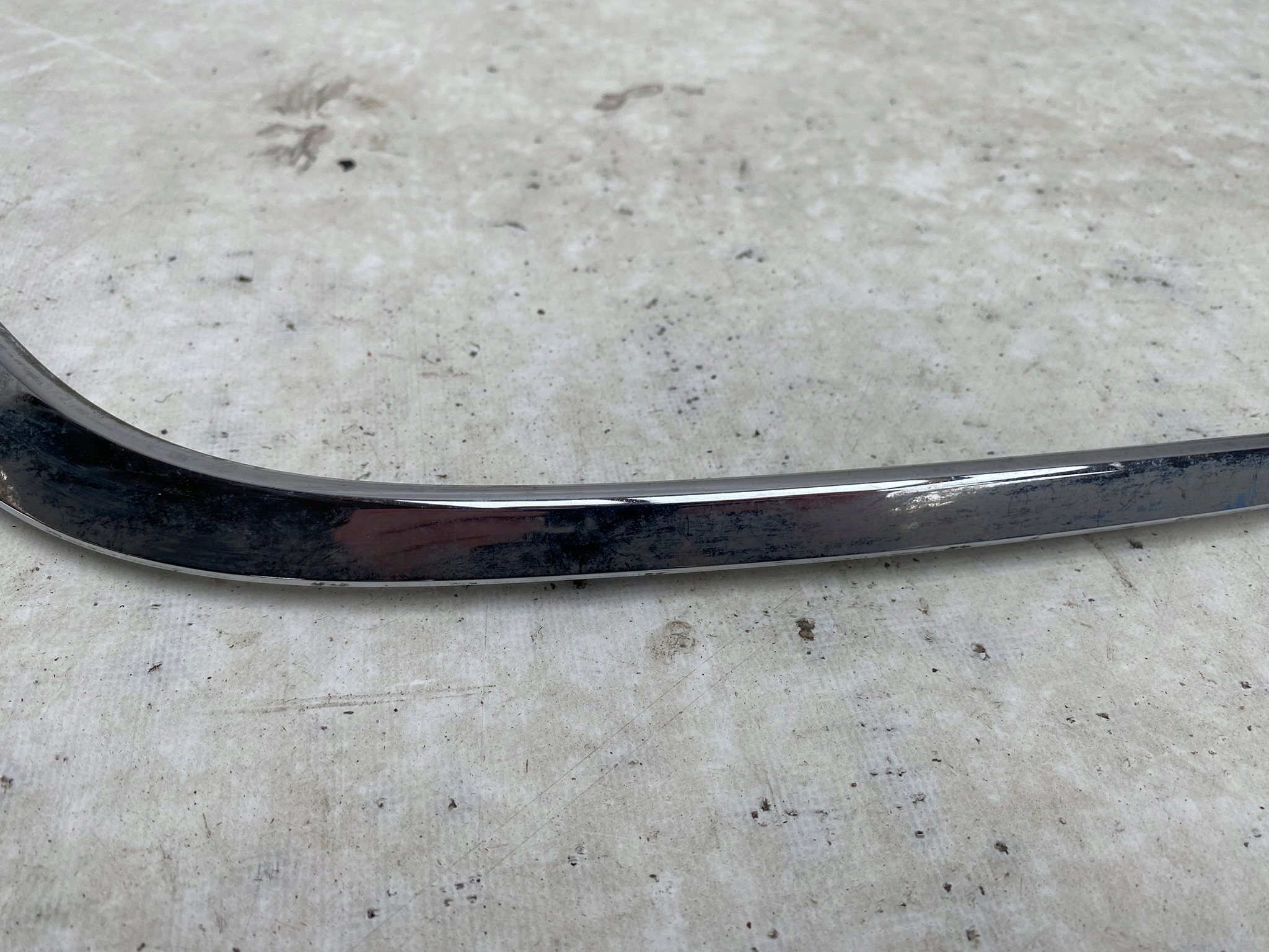 MAZDA 6 14- LIFT CHROM moulding KRATKI front left