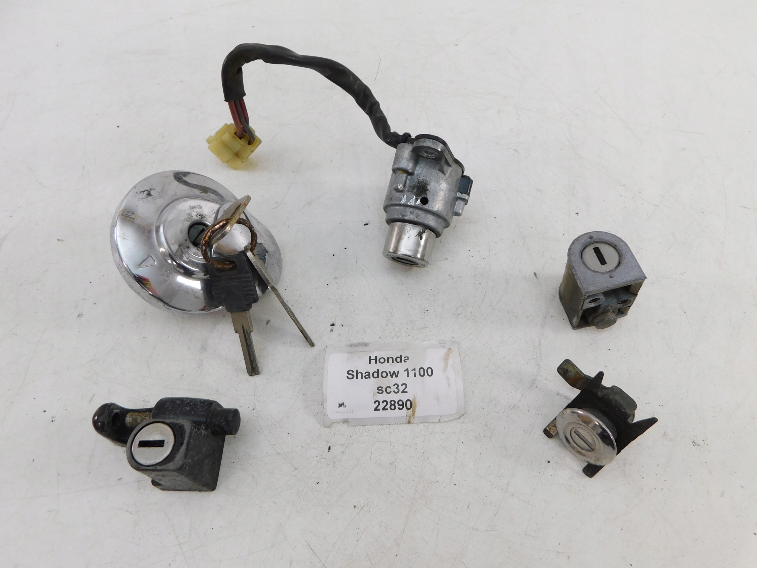 HONDA SHADOW 1100 SC32 ЗАМОК ЗАЖИГАНИЯ