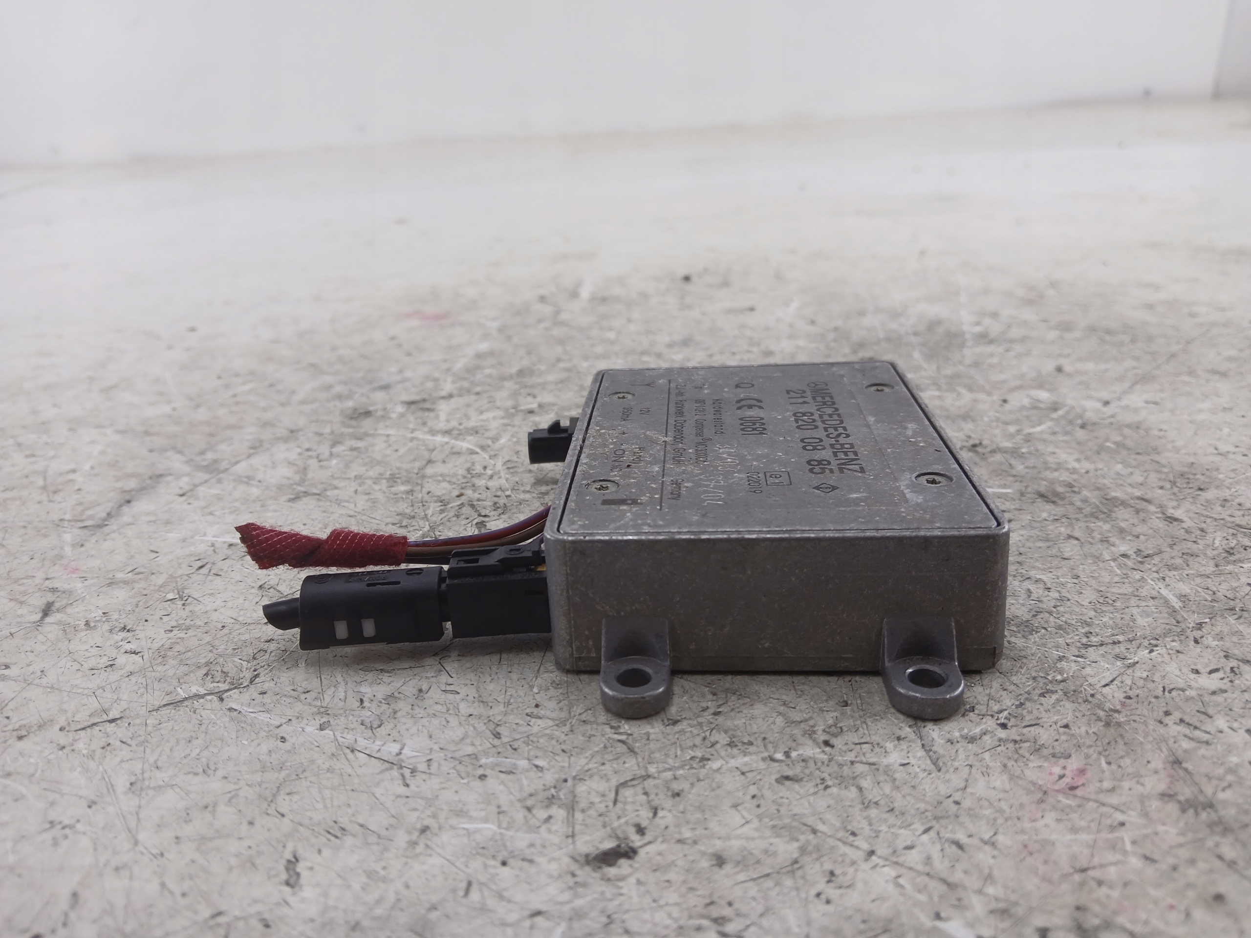 MERCEDES W211 amplifier ANTENY A2118200885