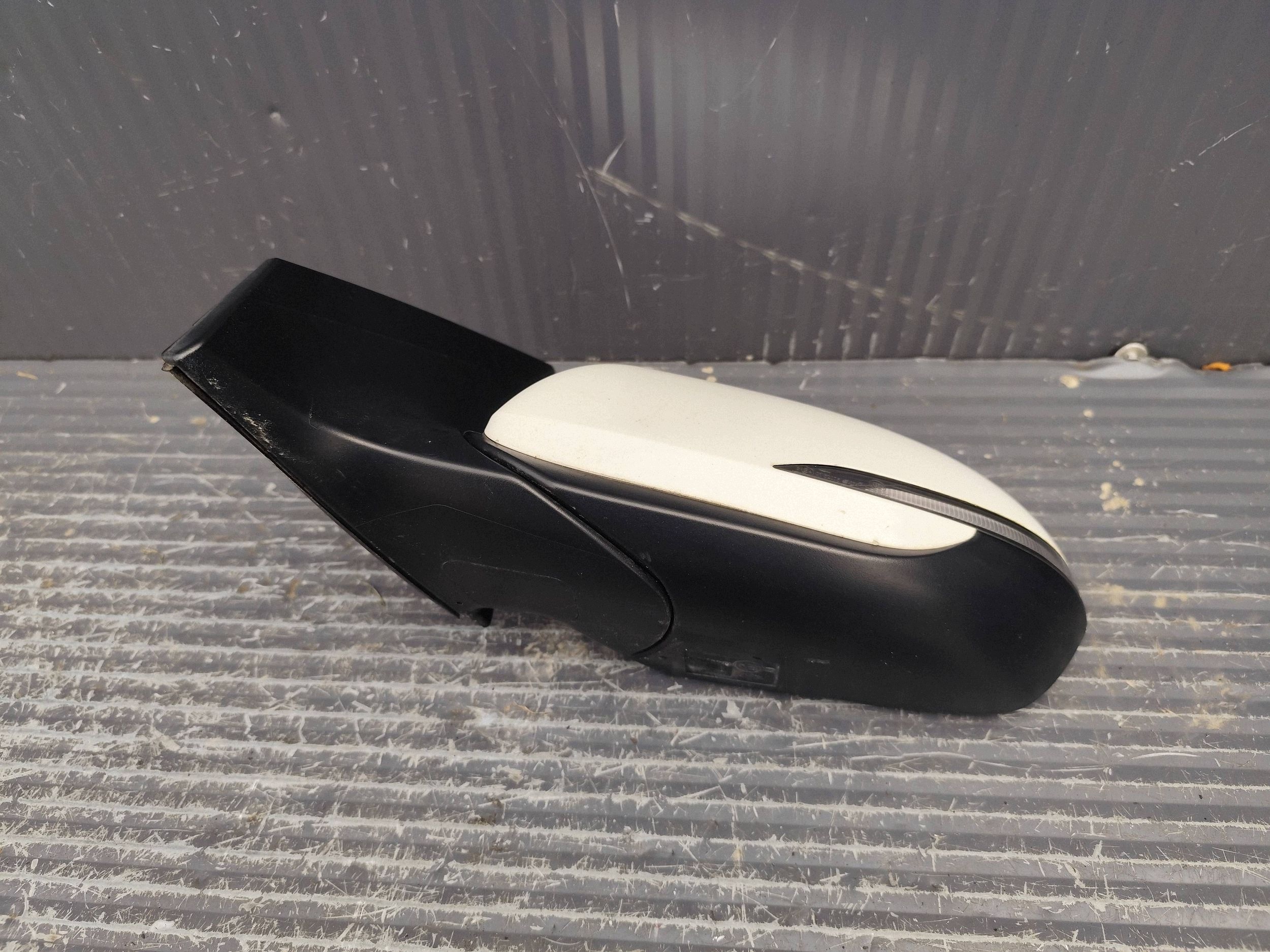 HYUNDAI ELANTRA VI LIFT mirror left 8 PIN