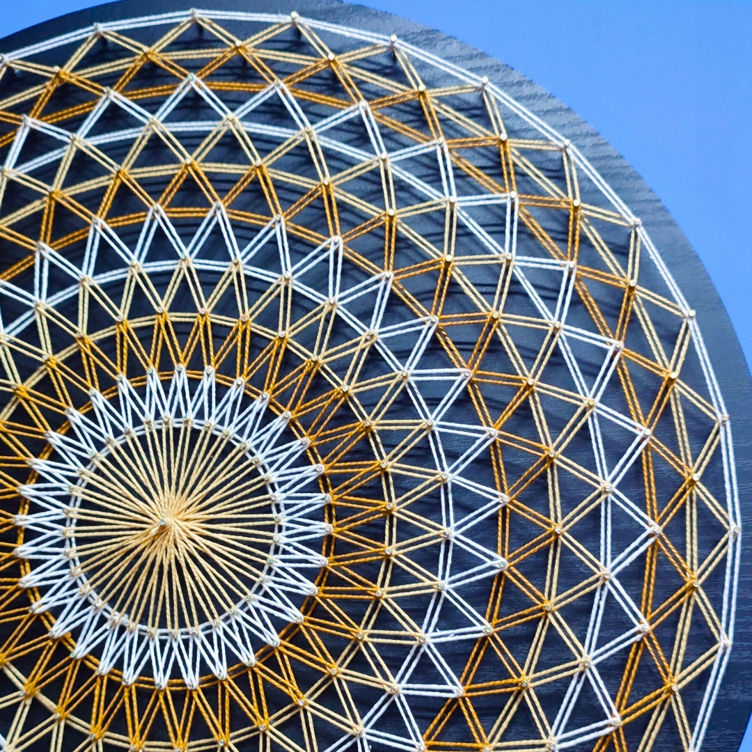 Rozeta Infinity Boho s tutoriálem – Kreativní sada String Art Box