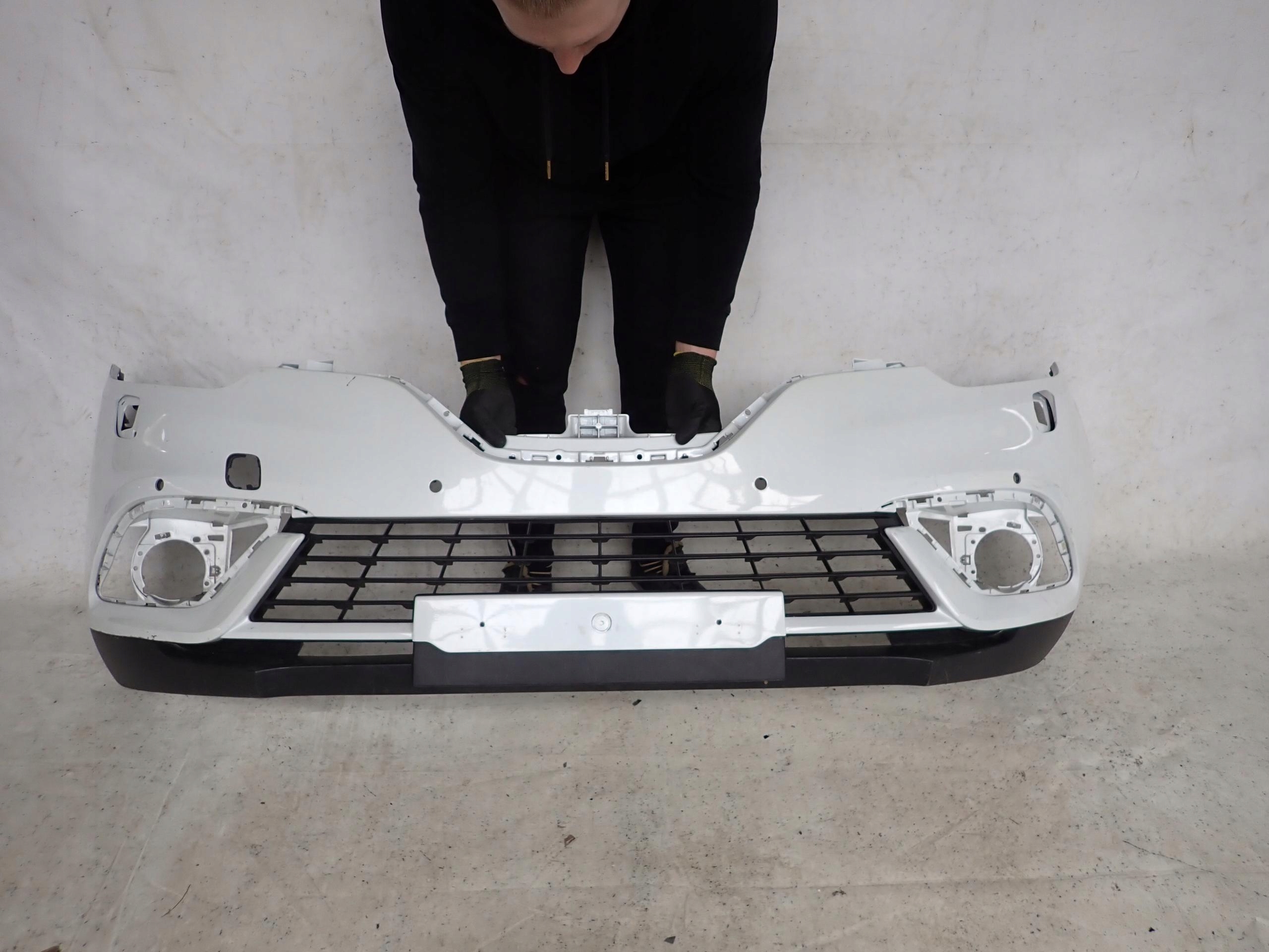 RENAULT SCENIC IV 4 16- bumper front washer 6XPDC 620224328R