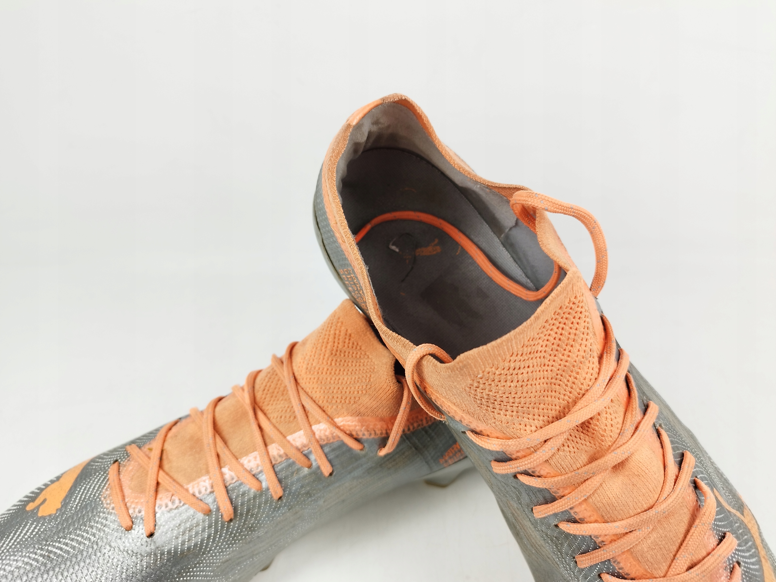 PUMA Ultra 1.4 Fg/Ag 106694 01 korki lanki 46,5 Korki plastikowe