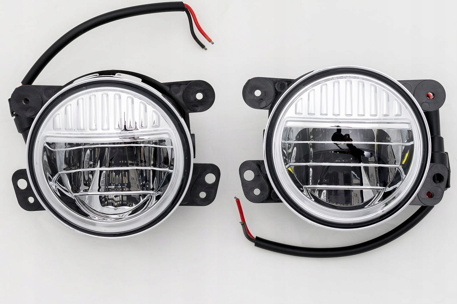 JEEP WRANGLER JK 2007-2018 ŚWIATŁA PRZECIWMGIELNE LED KOMPLET EAN (GTIN) 5905226053906