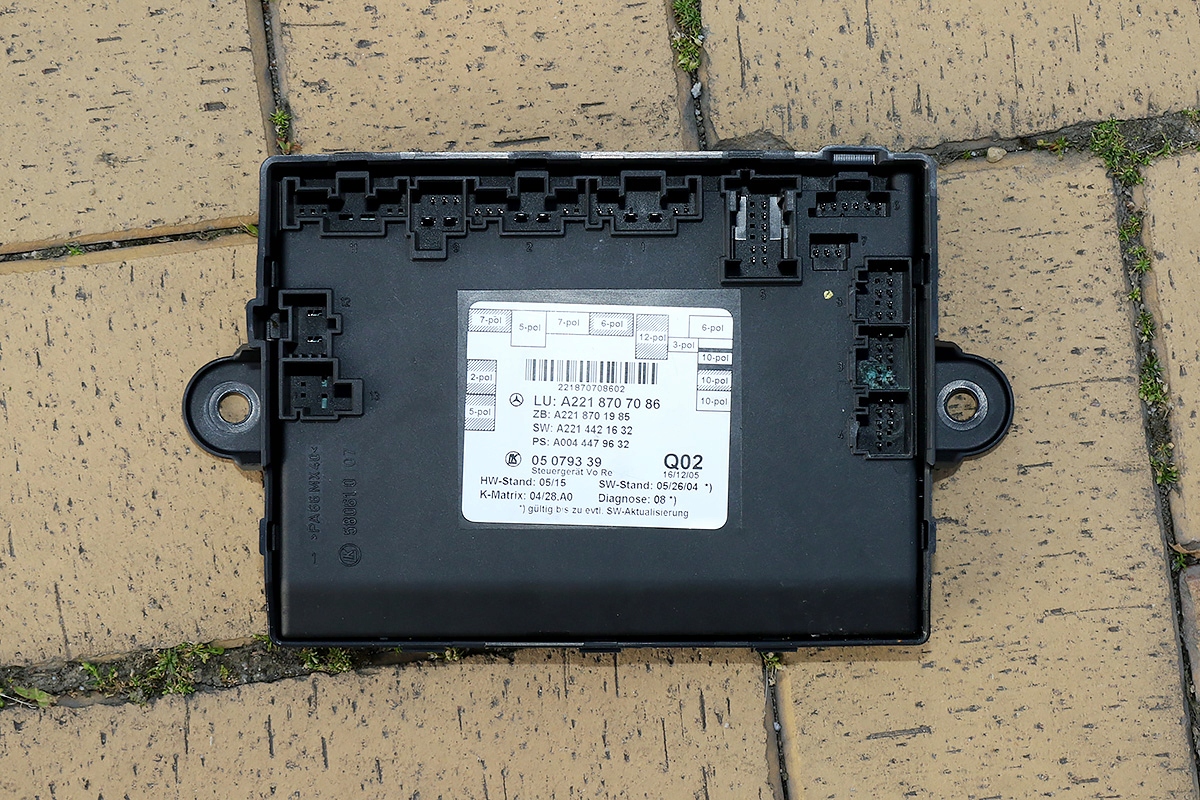 A2218701985 - Модуль управления дверью A2218707086 Mercedes W221