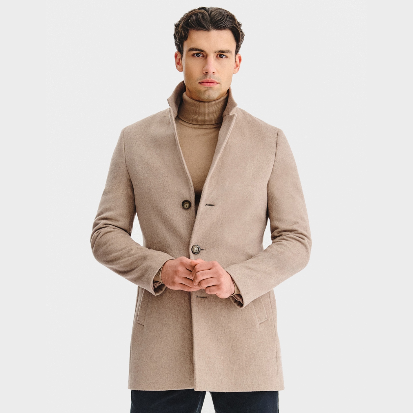 Jednořadý pánský kabát s vlnou v béžové barvě Pako Lorente vel 48