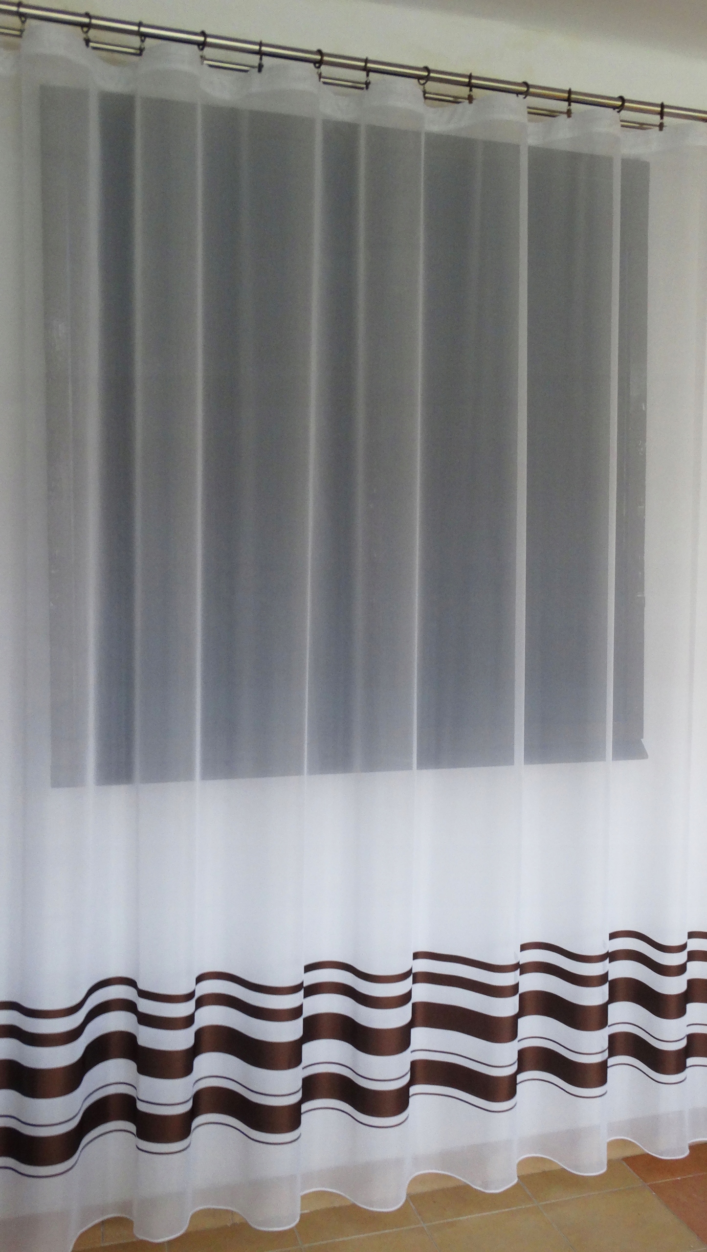 Mg Záclona 762 Voál bílá Pas hnědá 300x250 s páskou