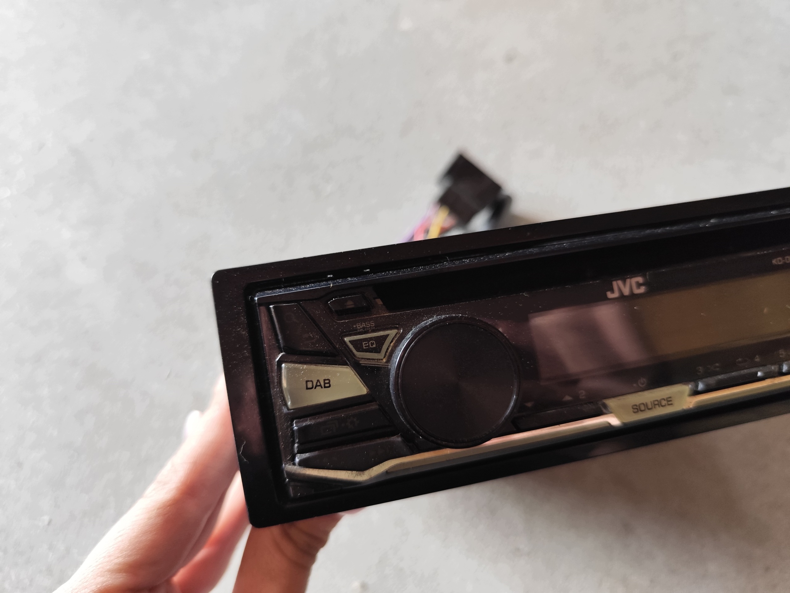 Radio radio JVC KD-D867