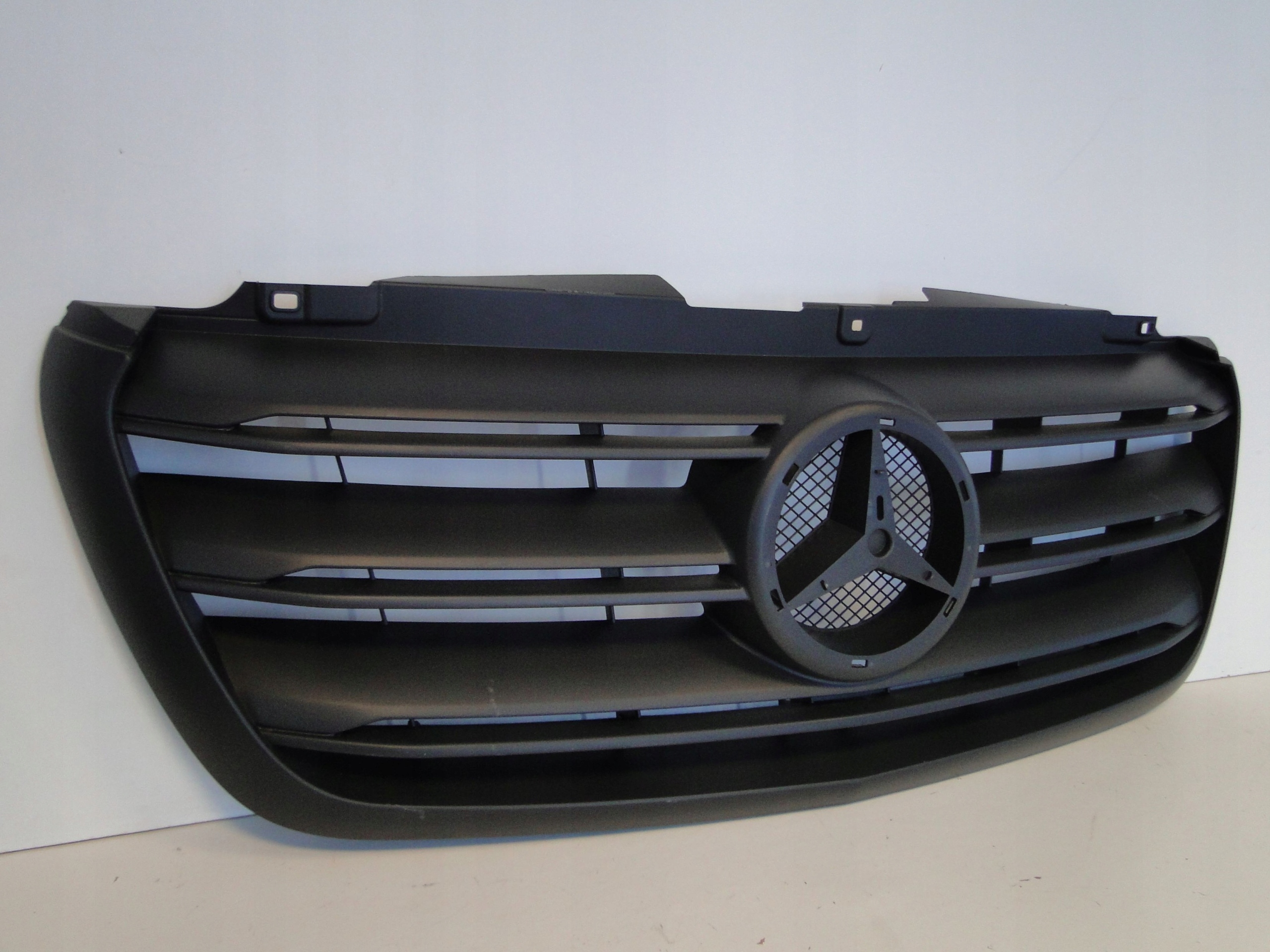 MERCEDES SPRINTER 907 GRILL ATRAPA A9108852600 Producent części Mercedes-Benz OE