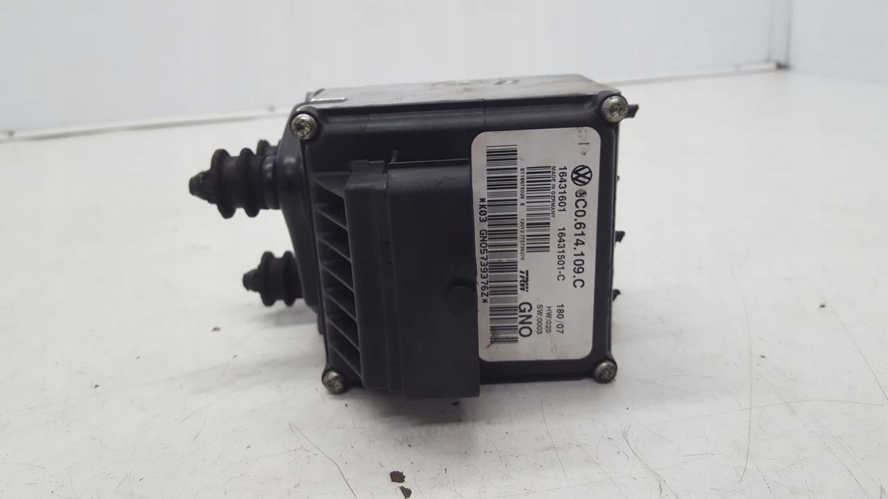 pump ABS VW Passat B6 1,9 TDI