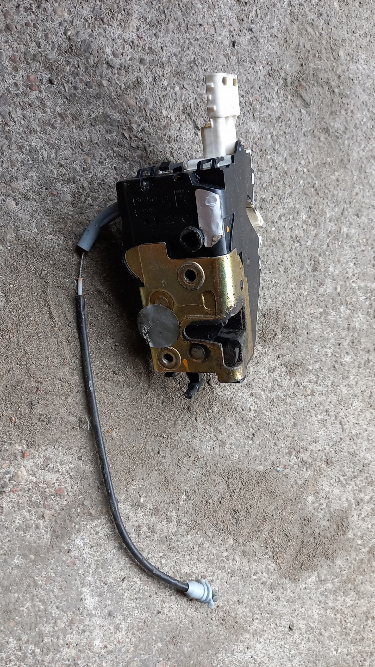 Замок двери правый передний 9660699780 CITROEN C4 и