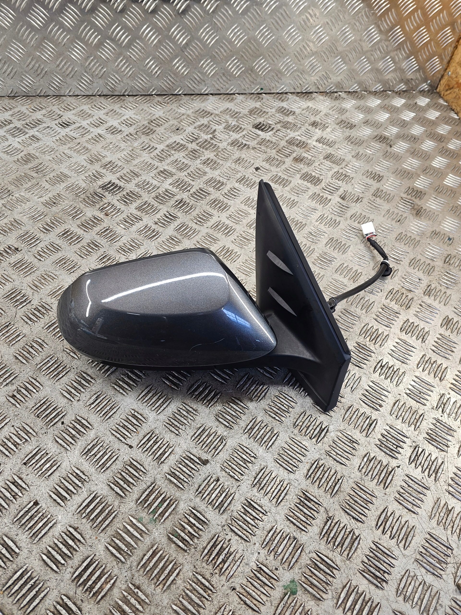 TOYOTA YARIS IV mirror front front right 6 PIN 2020