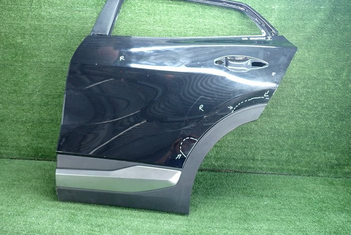 KIA SPORTAGE V 21- door left rear. rear part