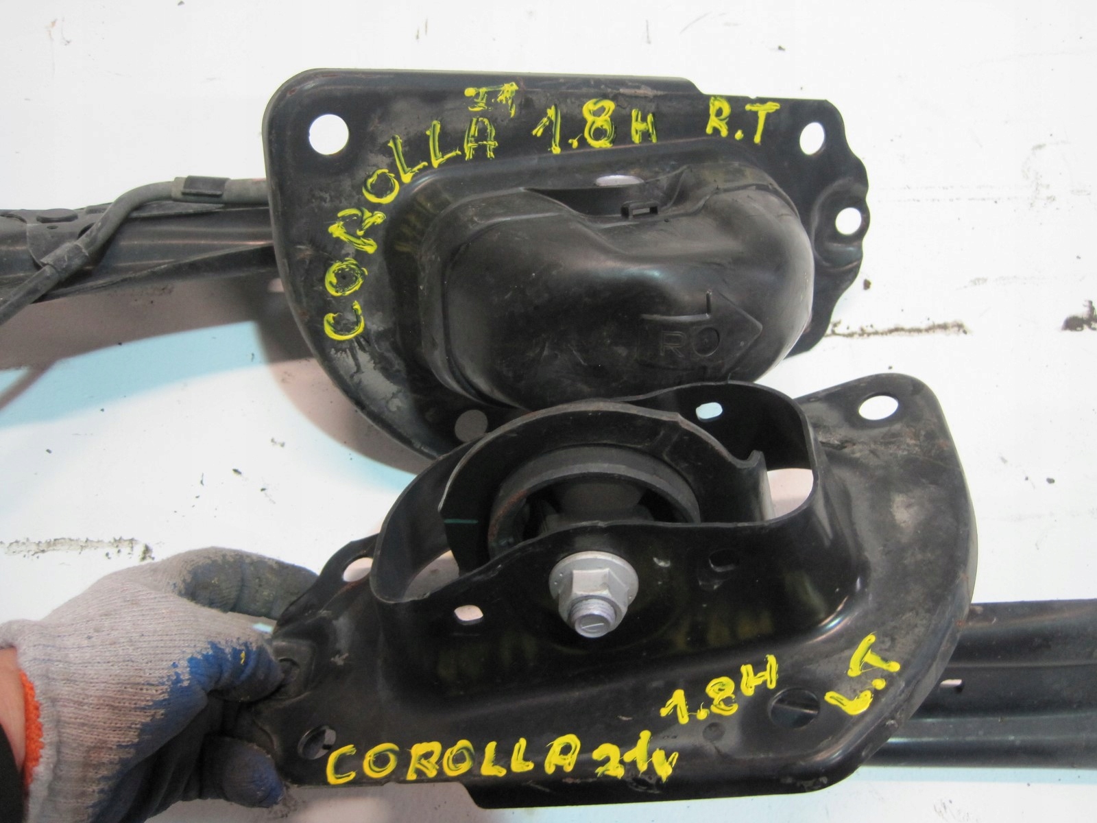 Querlenker Querlenker hinten heck TOYOTA COROLLA E21 1,8HYBR