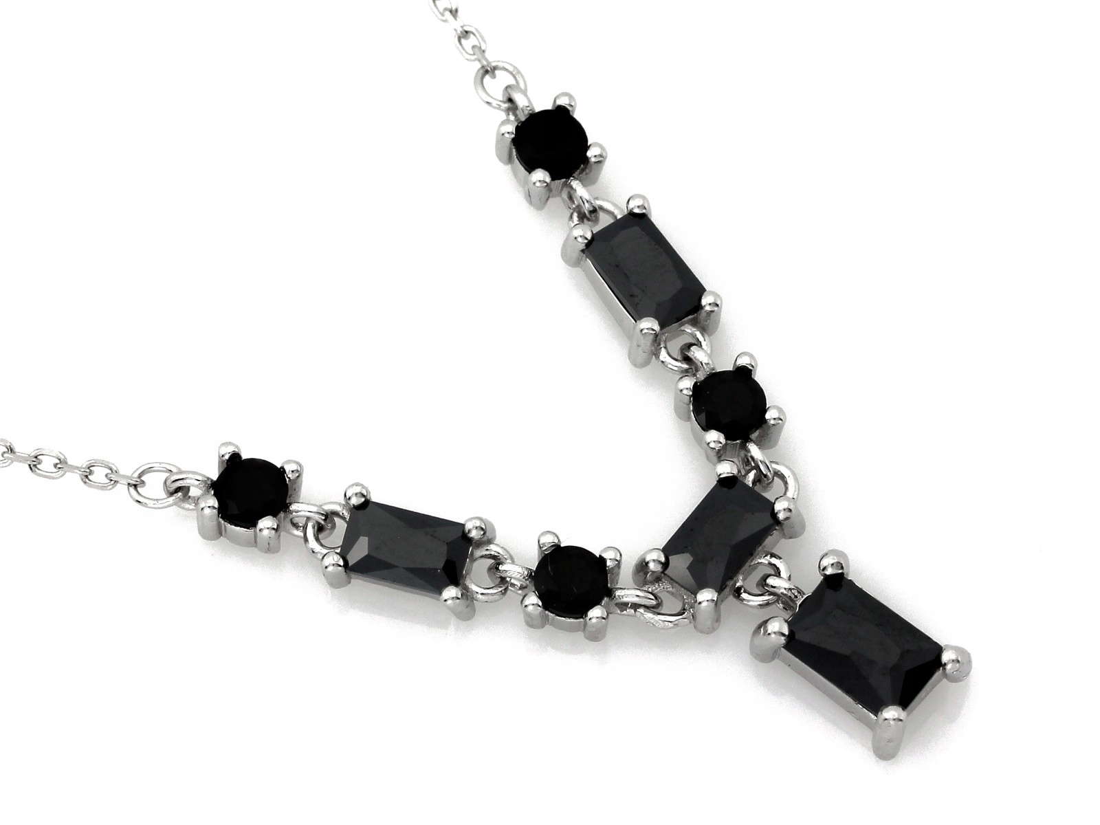 Stříbrný náhrdelník 925 s přívěskem a černými kameny, elegantní pro ni