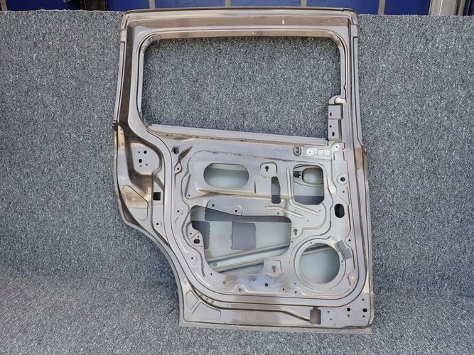 FORD C-MAX GRAND MK2 II 10- door left rear. rear part