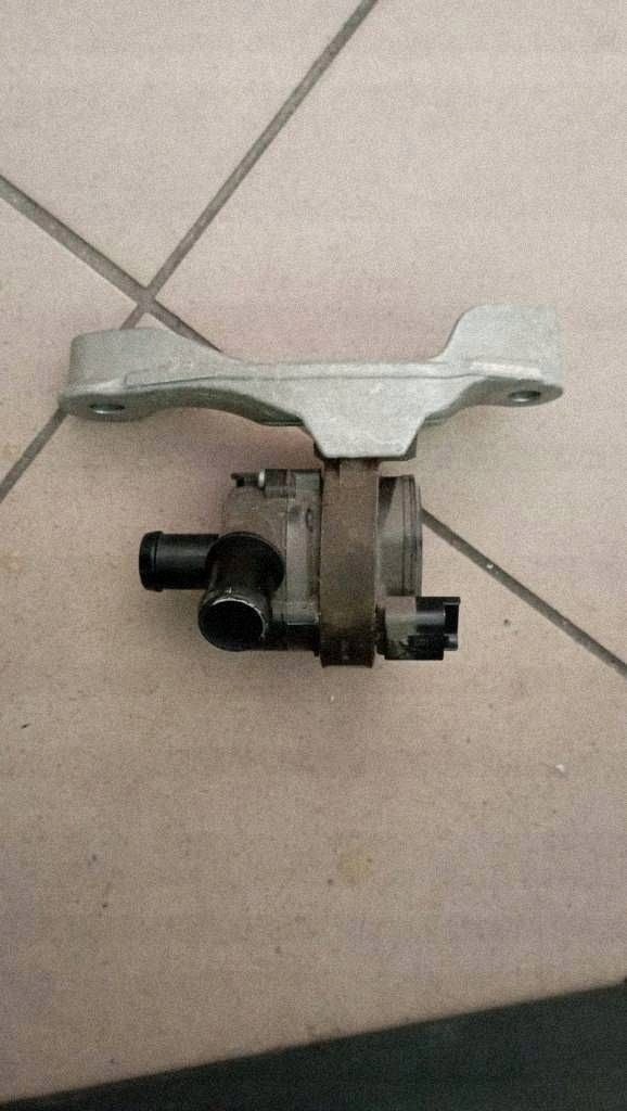 supplementary water pump Renault Kadjar 0392023294