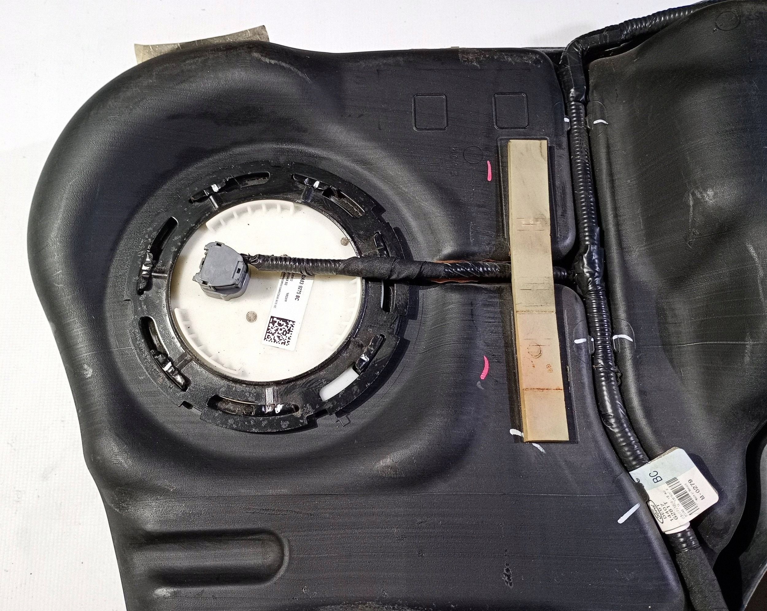 fuel tank tank plywak complete Ford Flex 2013