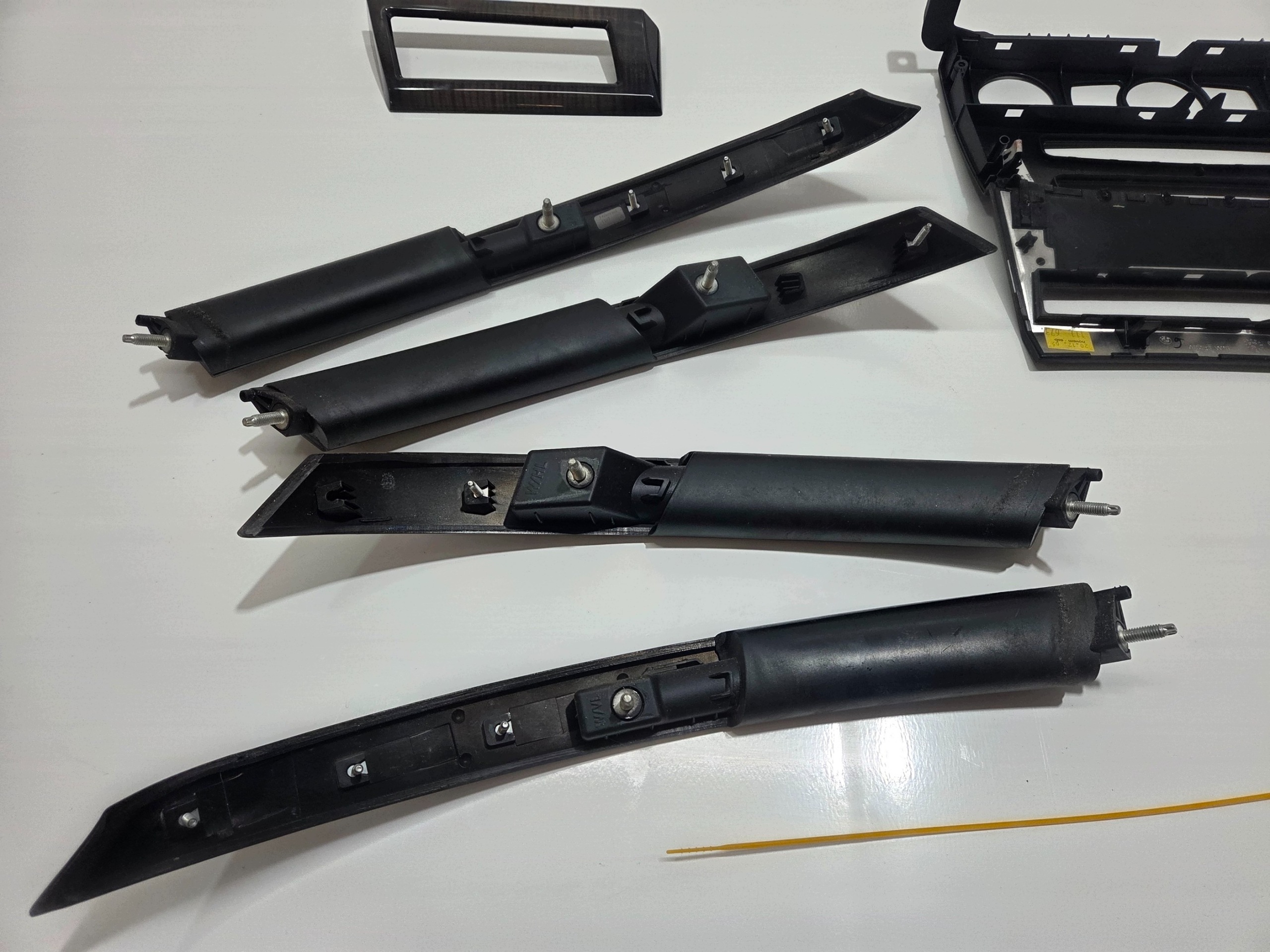 DEKORY fa BMW E60 E61 KOMPLET 6951033 EUROPA