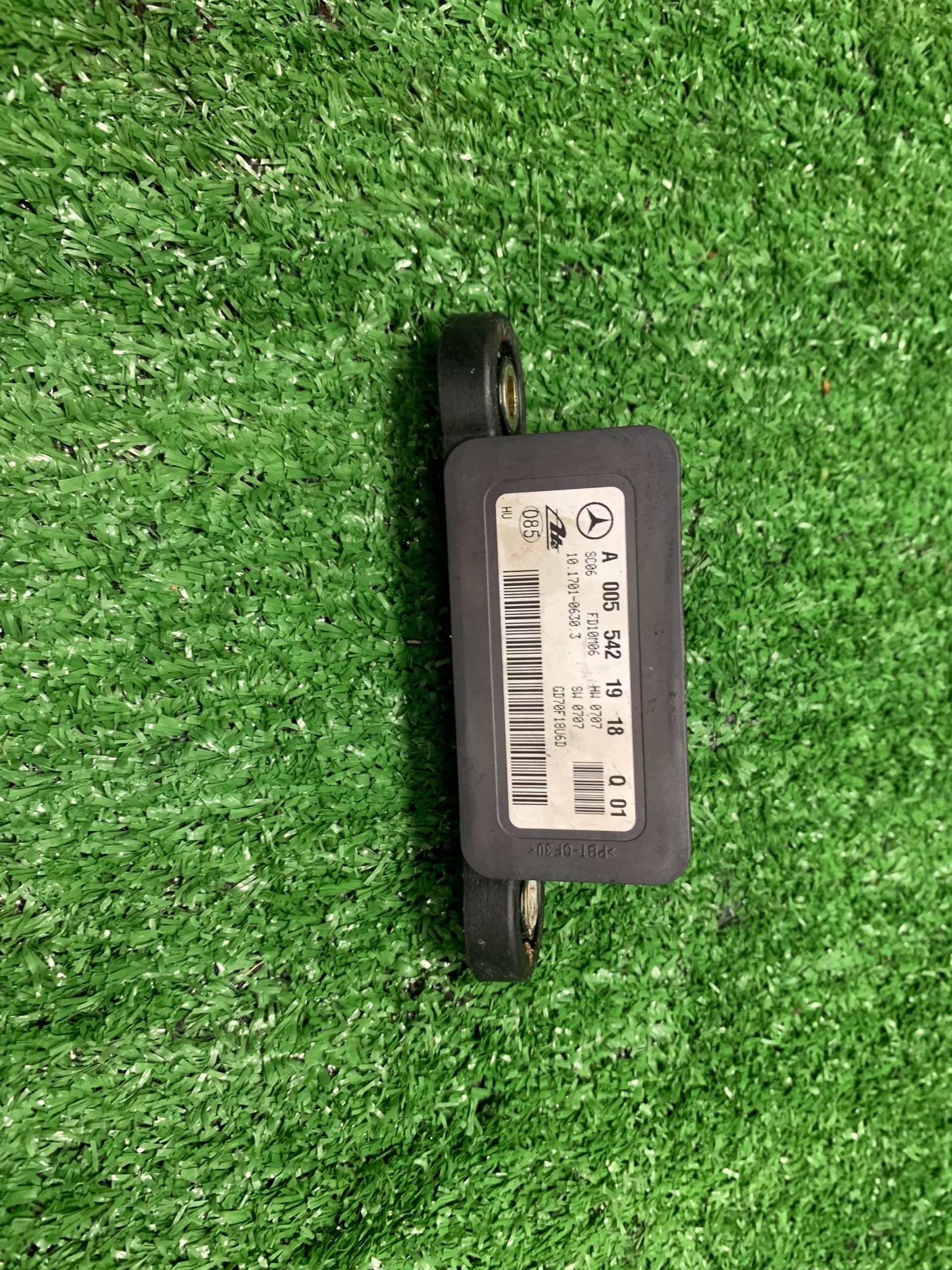 MERCEDES W204 07- sensor module PRZYSPIESZENIA/ESP A0055421918