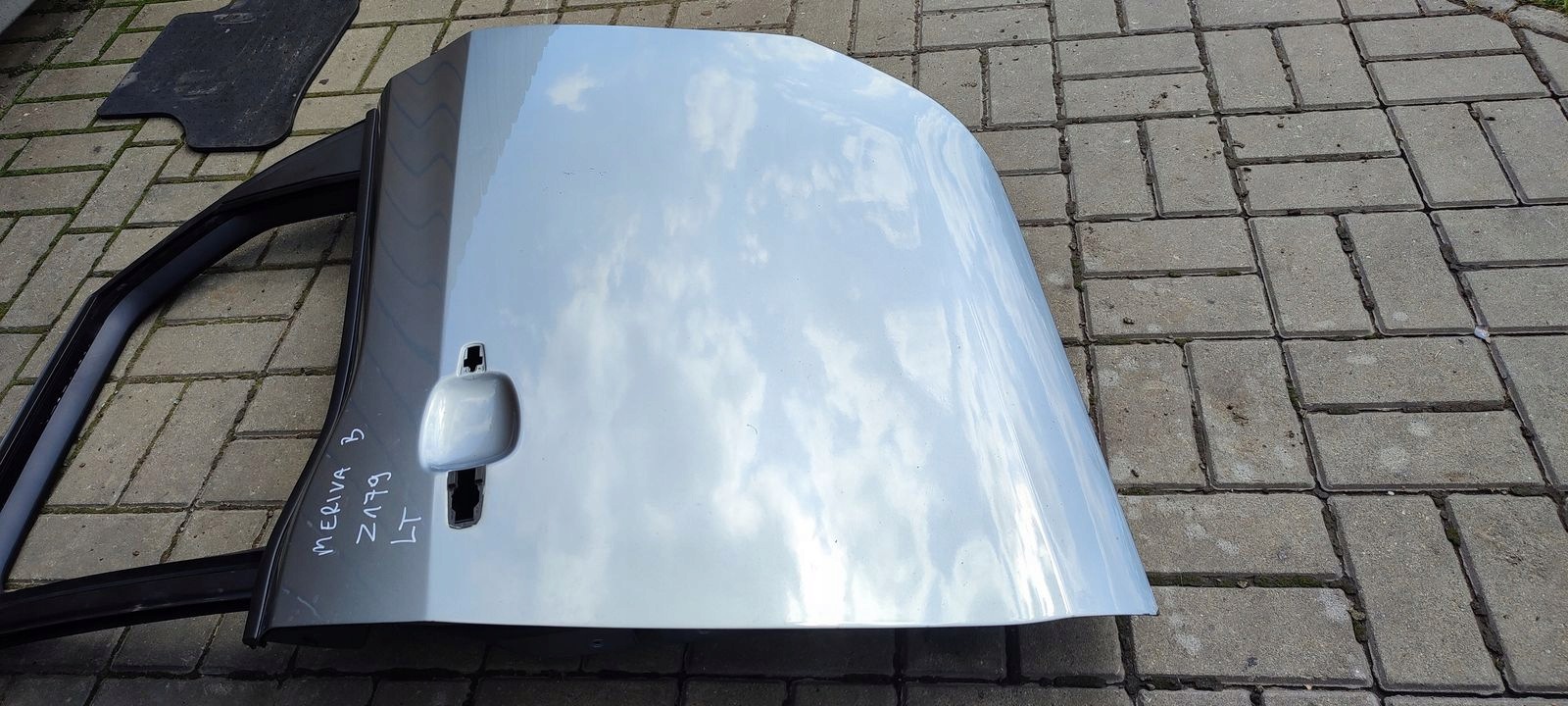 door rear part rear. left Opel Meriva B Z179