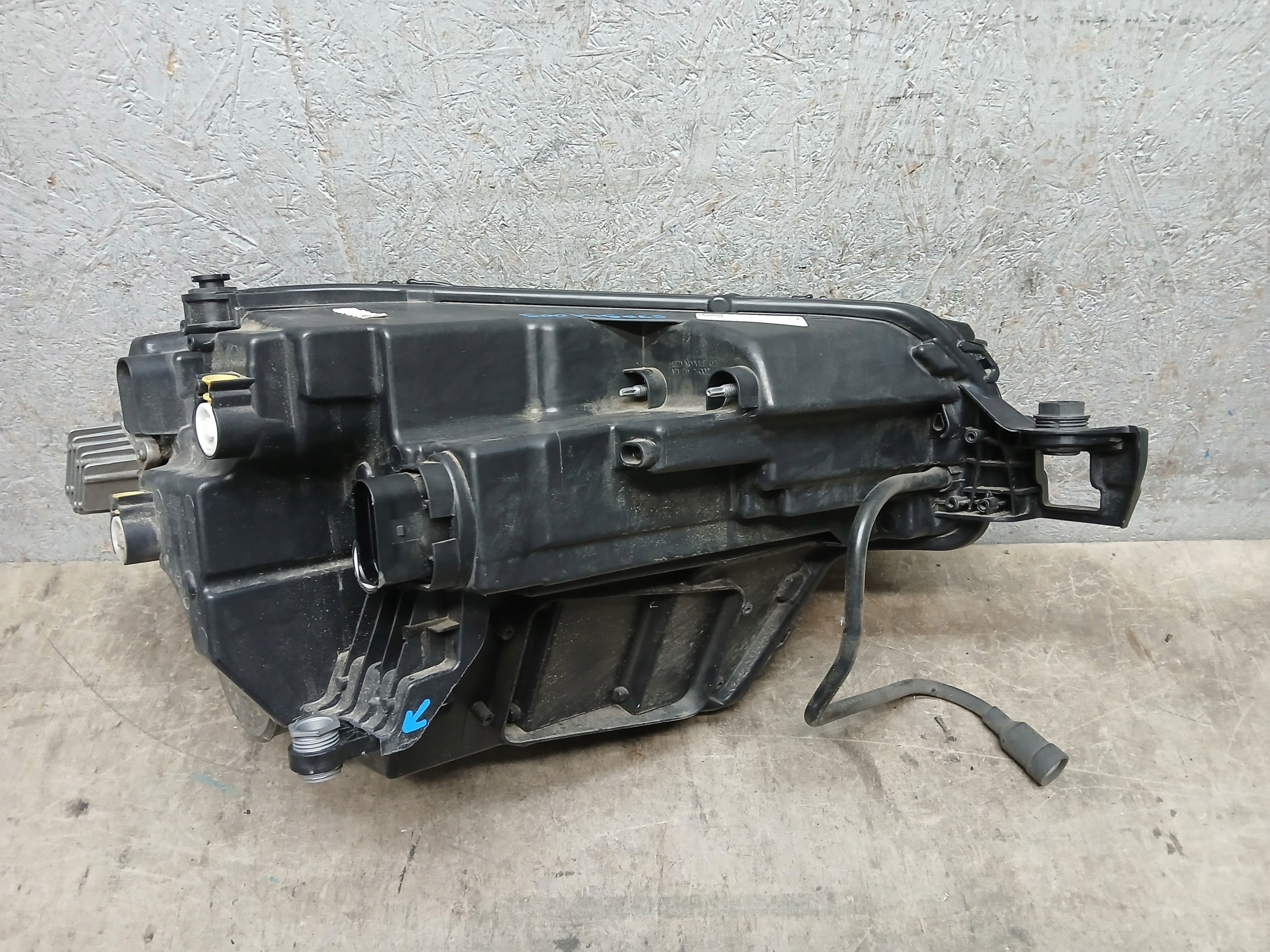 light front left SKODA KAROQ LIFT 22- FULL LED 57B 57B941009