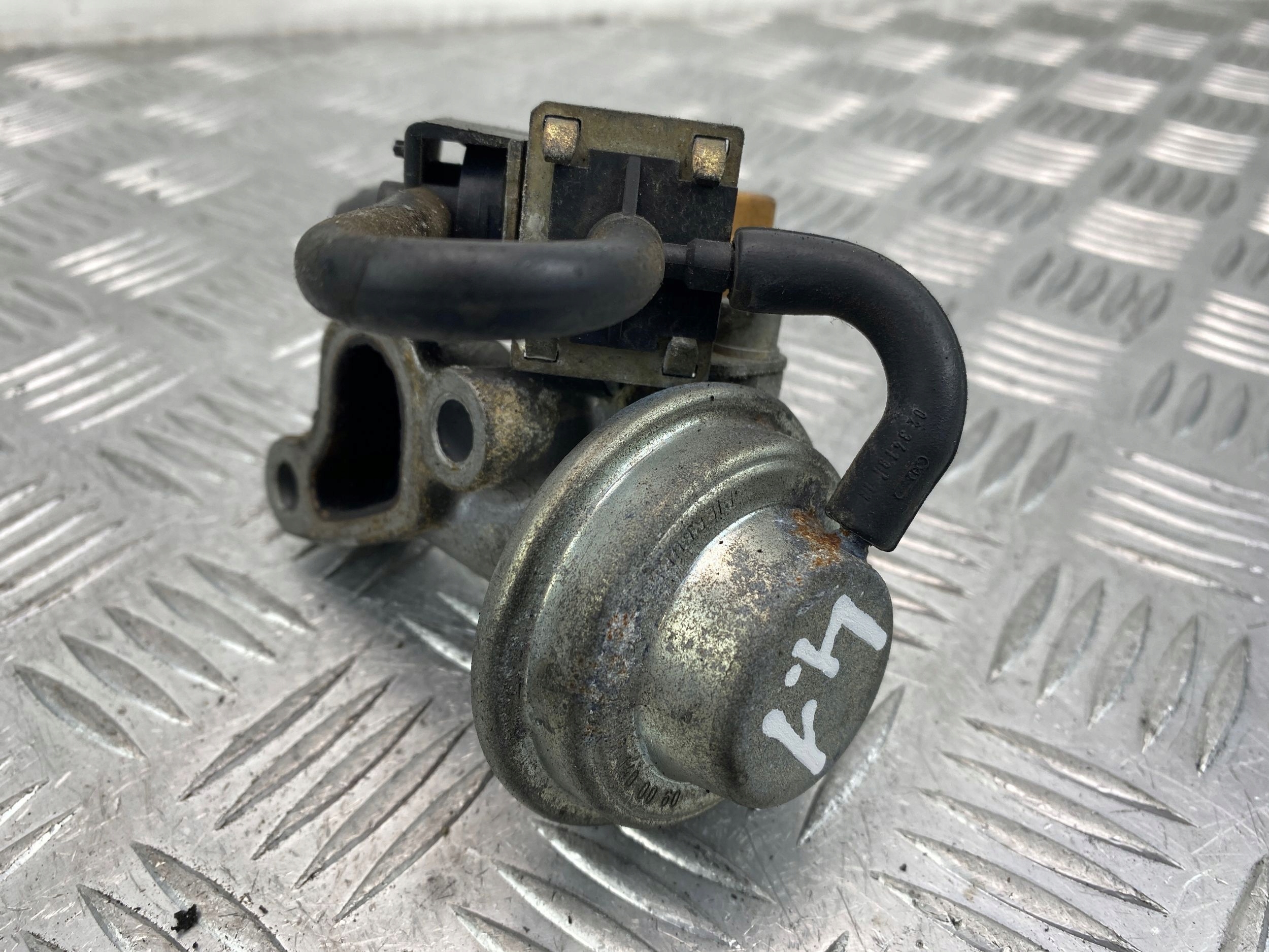 valve sensor vacual Mercedes W163 3.2B A1121400060