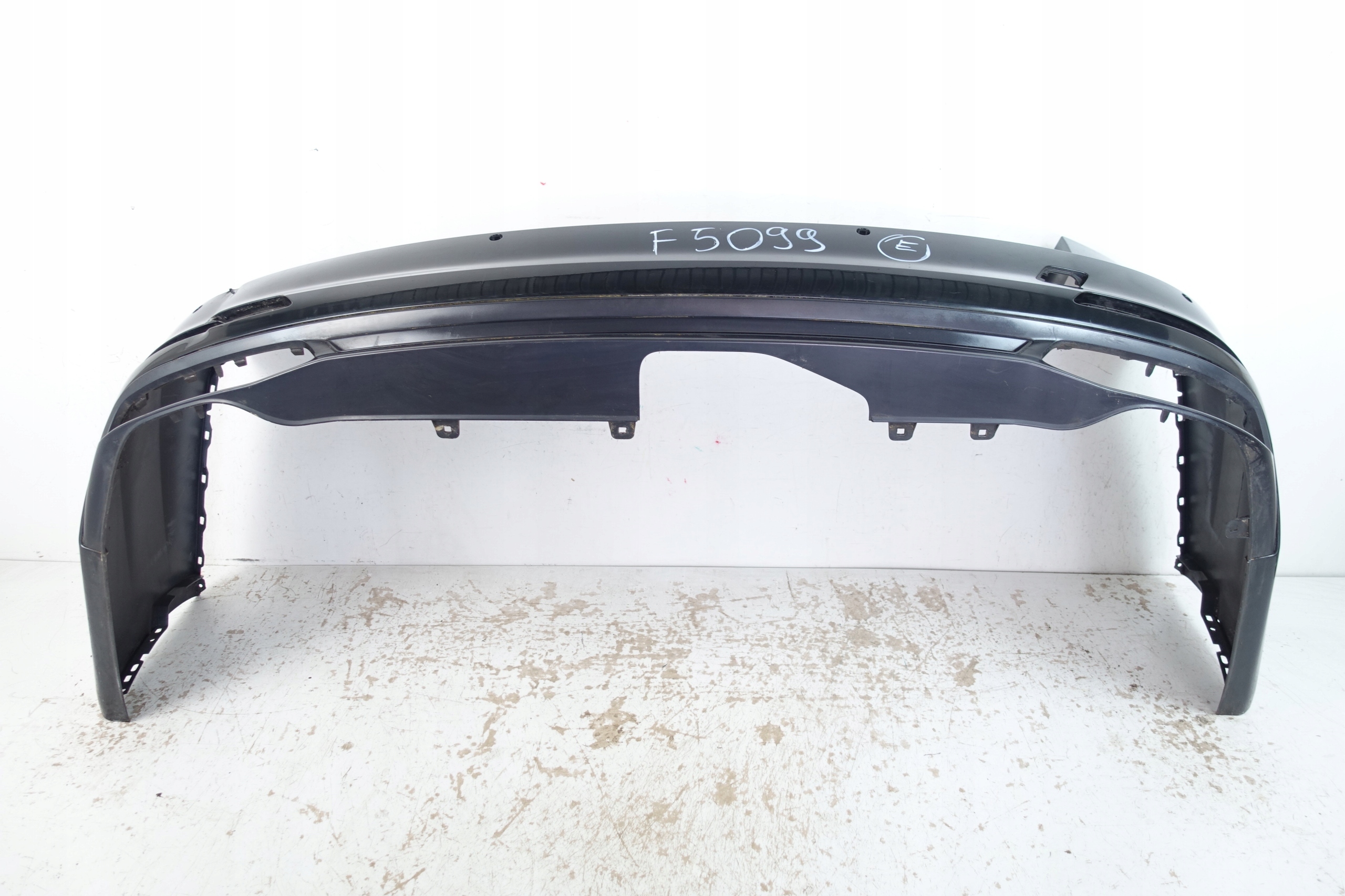 AUDI A6 C8 KOMBI 2018- bumper rear part rear 4K9807511
