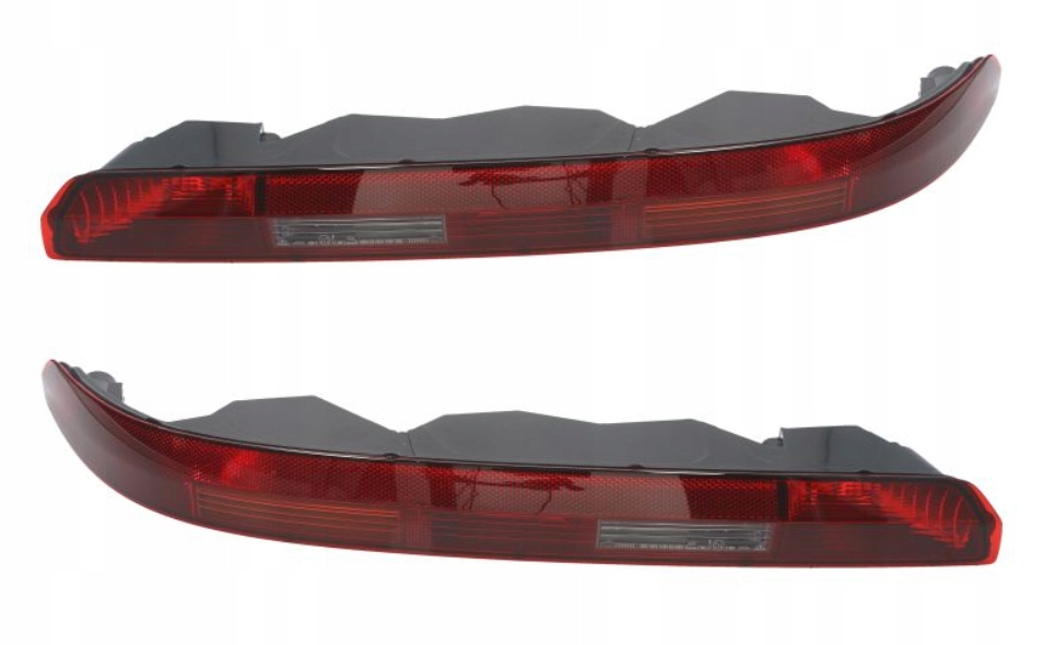 AUDI Q7m 15-19 ФАРИ ЗАДНЄ НИЗ КОМПЛЕКТ L+ПРАВ.