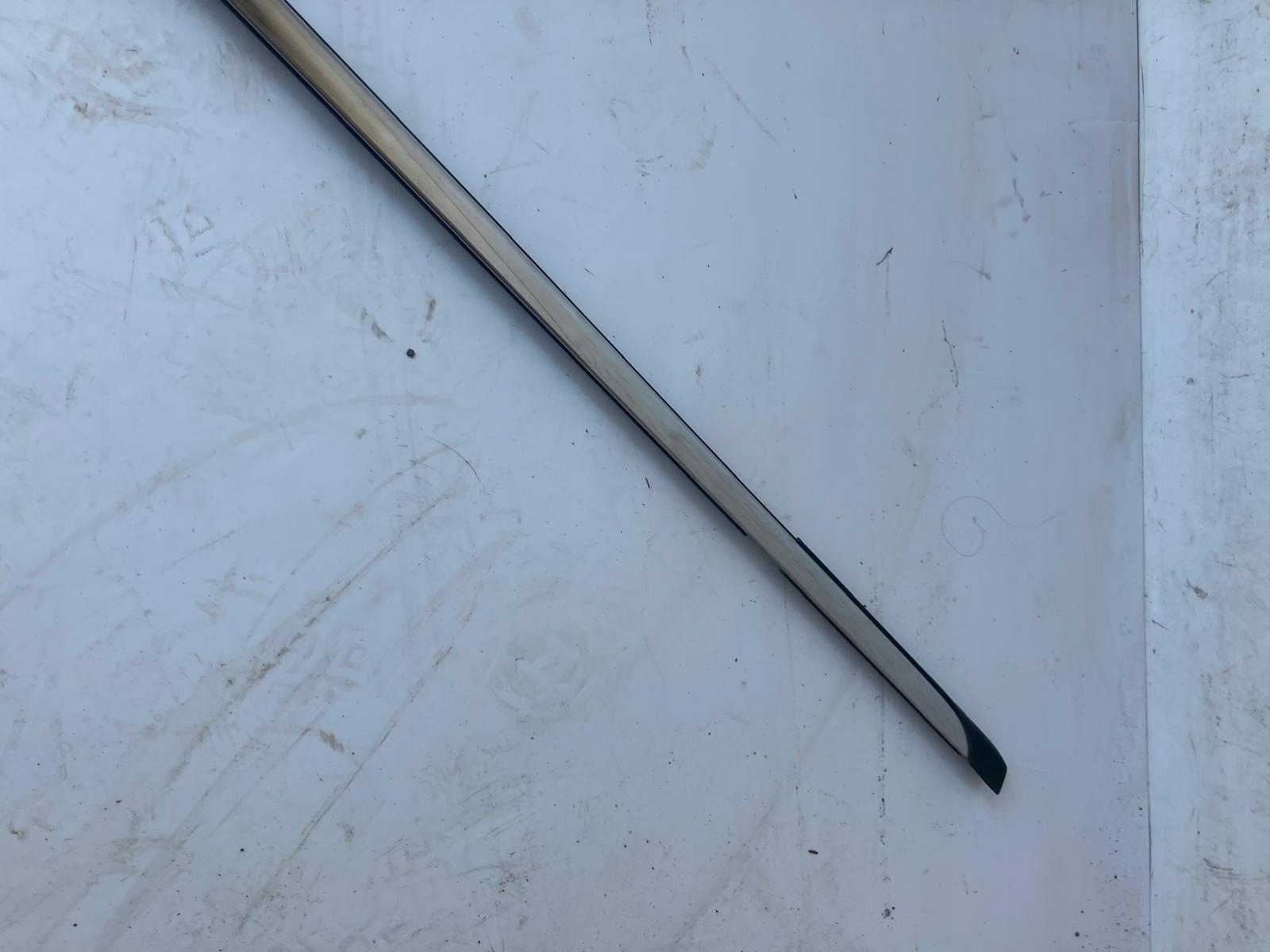 moulding dust door right front CITROEN C5 III X7