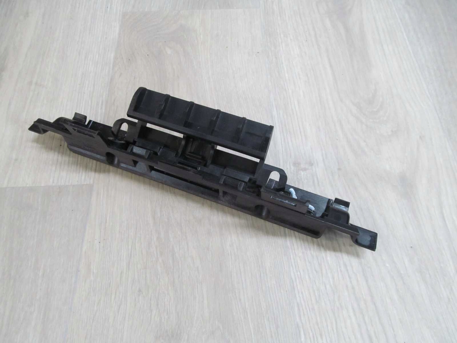 FORD RANGER III KLAMRA ZAPIECIE PAKI ZAMEK EB3B-26 Numer katalogowy oryginału EB3B-26291A34-AC