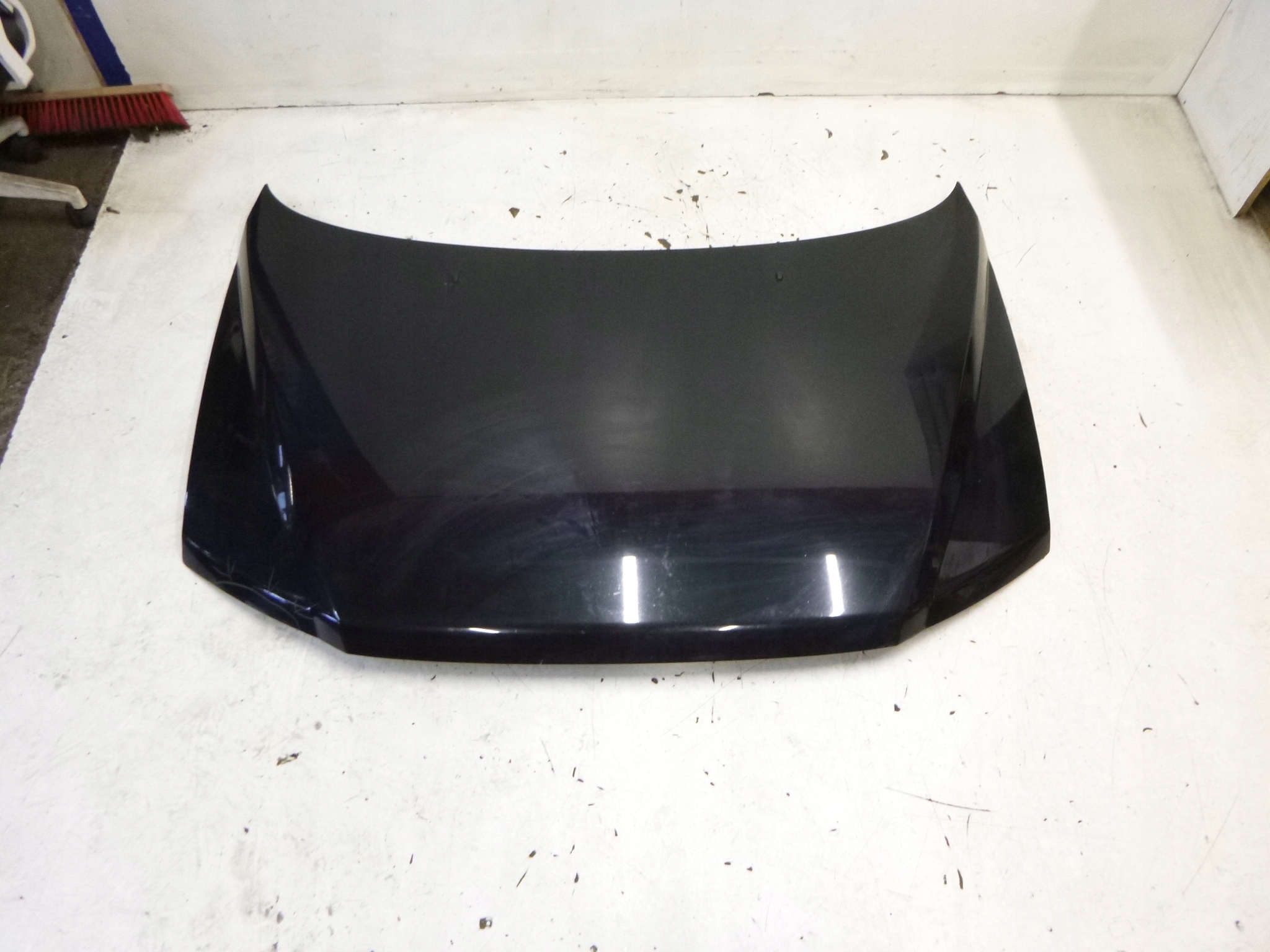 bonnet Mitsubishi Space Wagon X08A 2004r.