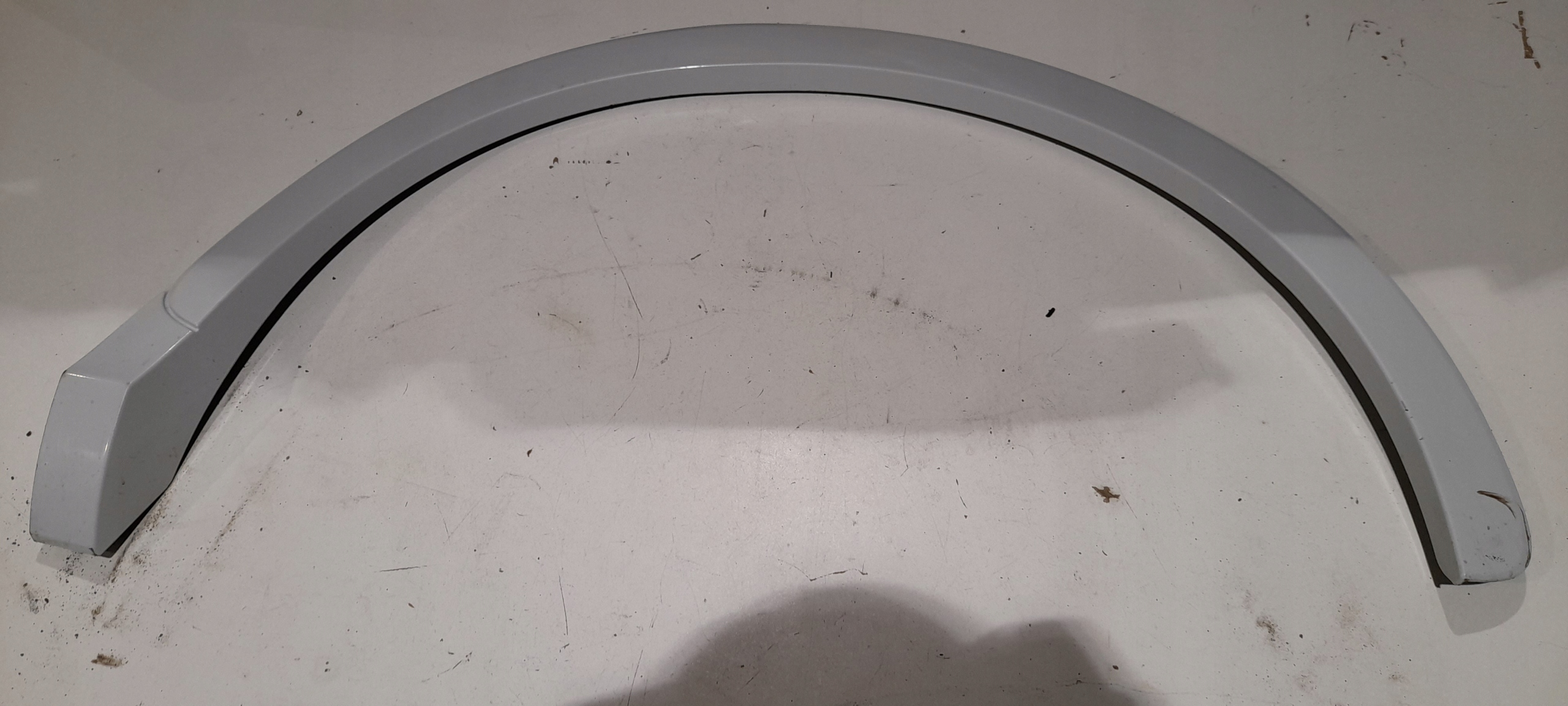 MOULAGE COUVERTURE AILE GAUCHE AUDI Q3 8U0853817A