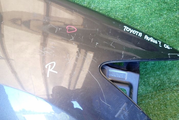 TOYOTA AURIS 06- fender right front front