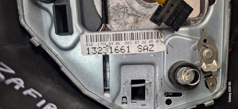lenkrad OPEL ZAFIRA B SKORZA MULTIFUNKCJA 13231661