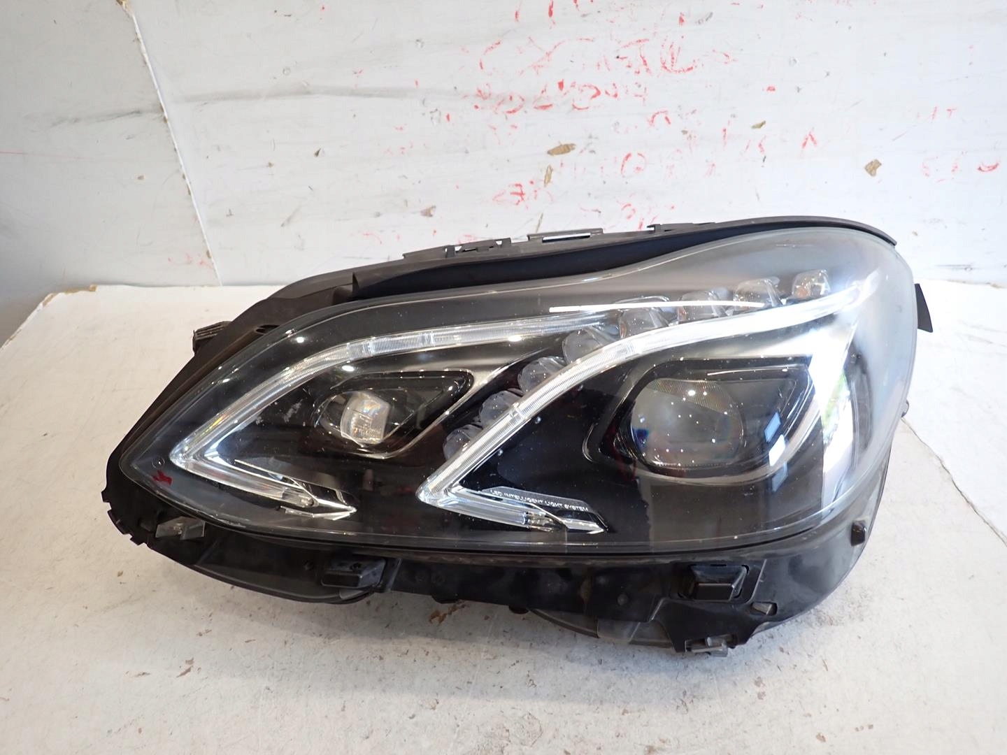 light front left MERCEDES E-KLASA W212 LIFT 2013- FULL LED A2129063103