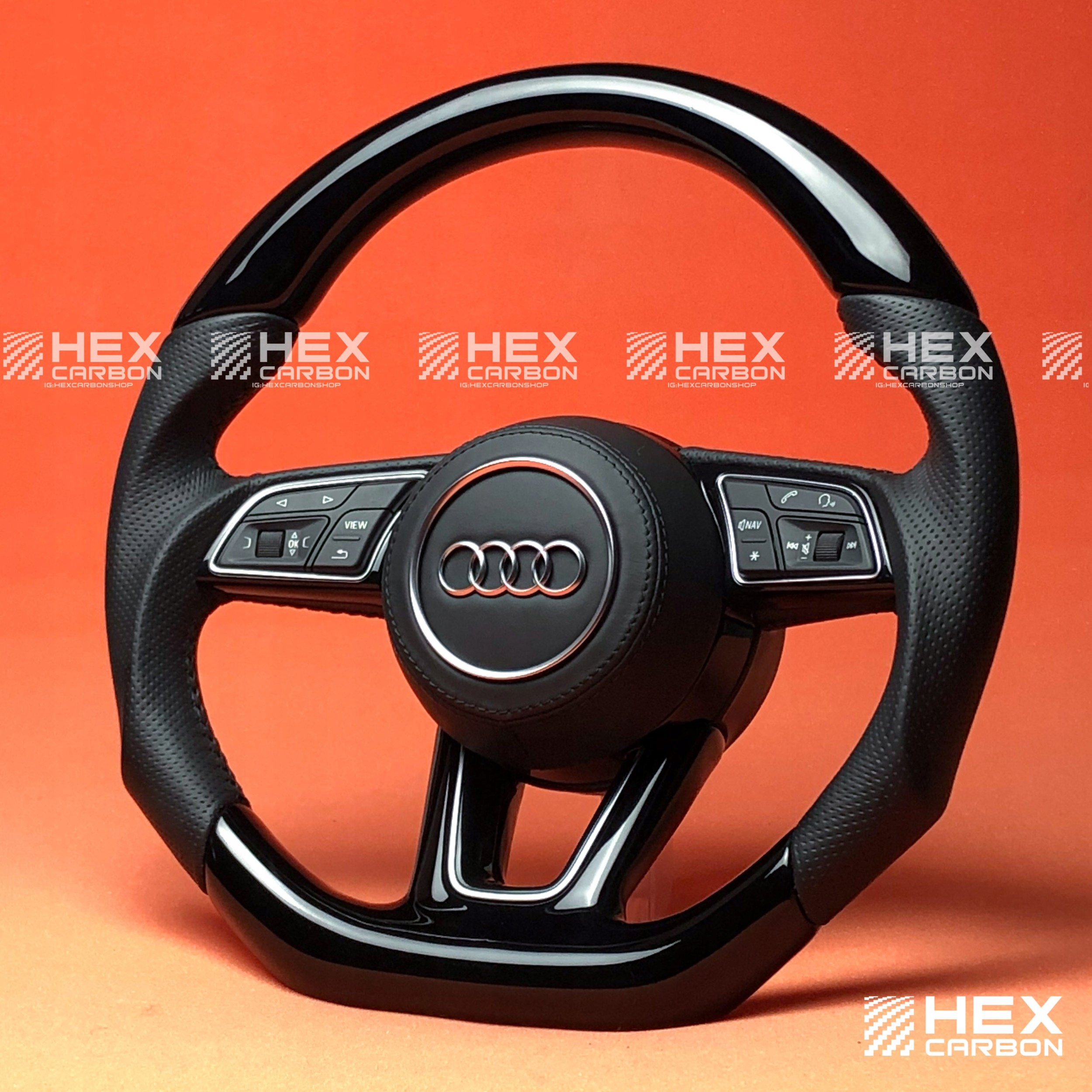SWO-0001 - Рулевое колесо Black PIANO AUDI A4 B9 A5 F5 RS4 RS5 S4
