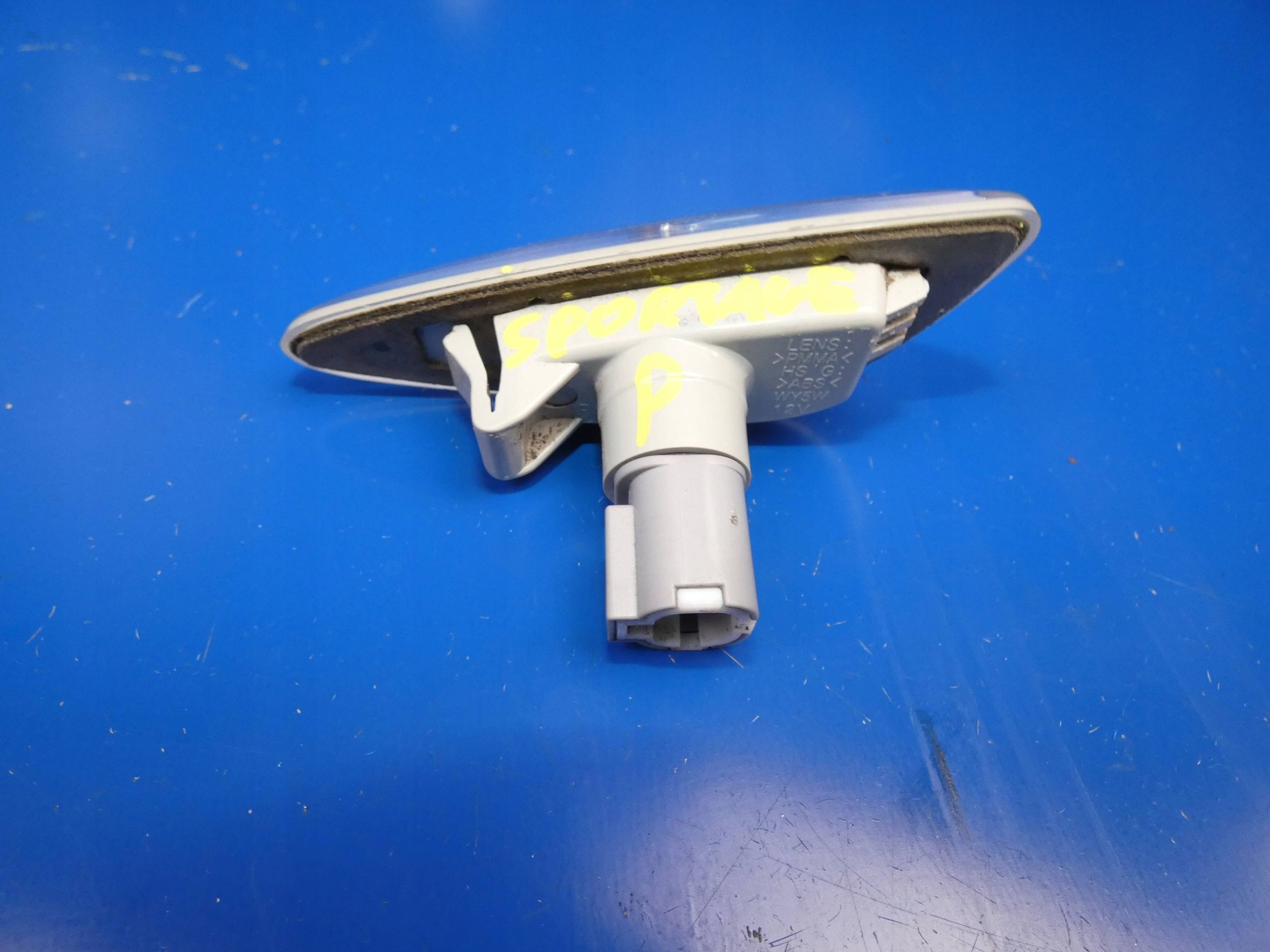 KIA SPORTAGE III 3 indicator of a fender right front front