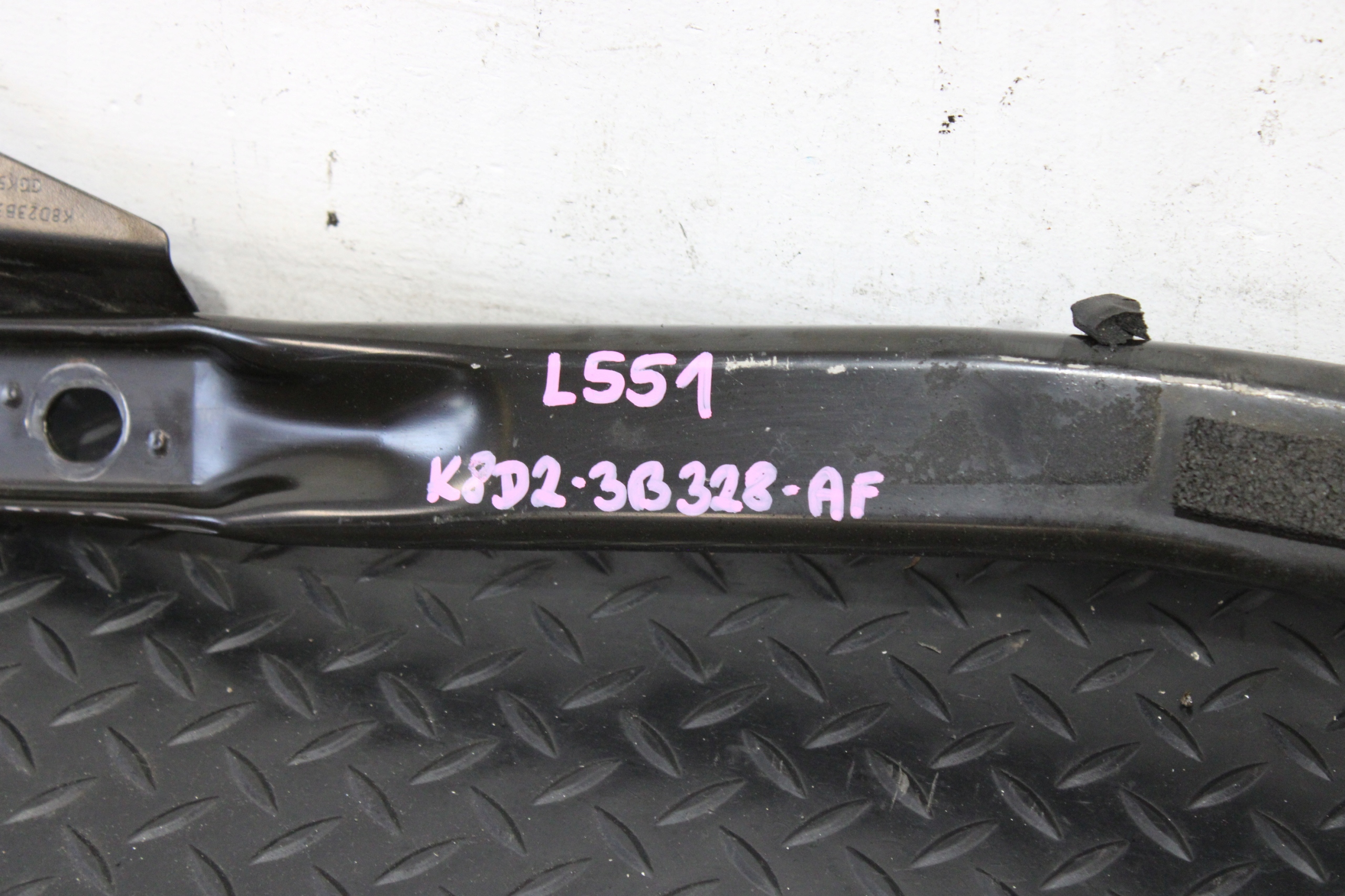 träger spreize LAND ROVER EVOQUE II 2 L551 K8D2-3B328-AF