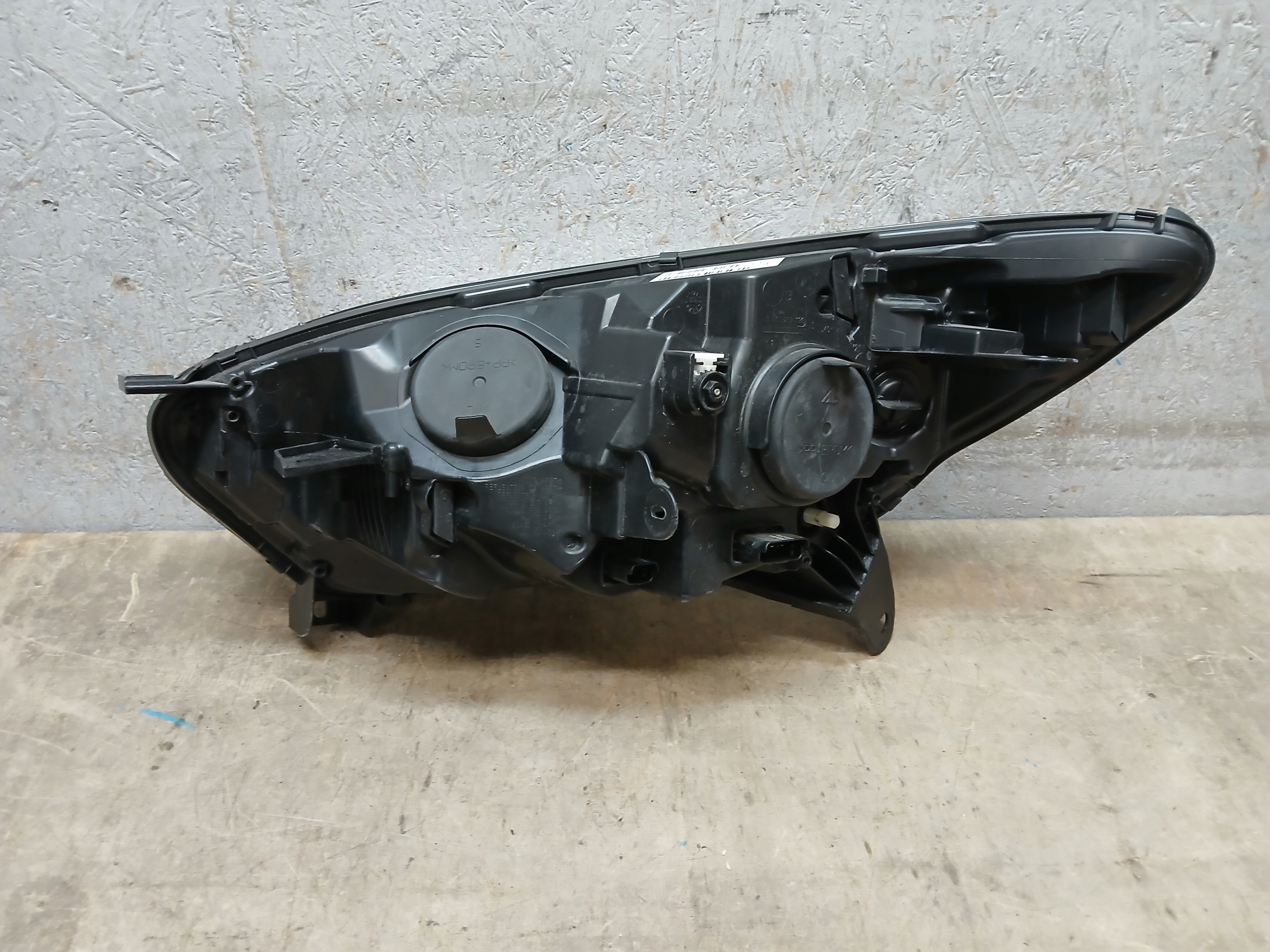 light front right RENAULT CAPTUR and 1 lens SREBRNA 260102734R