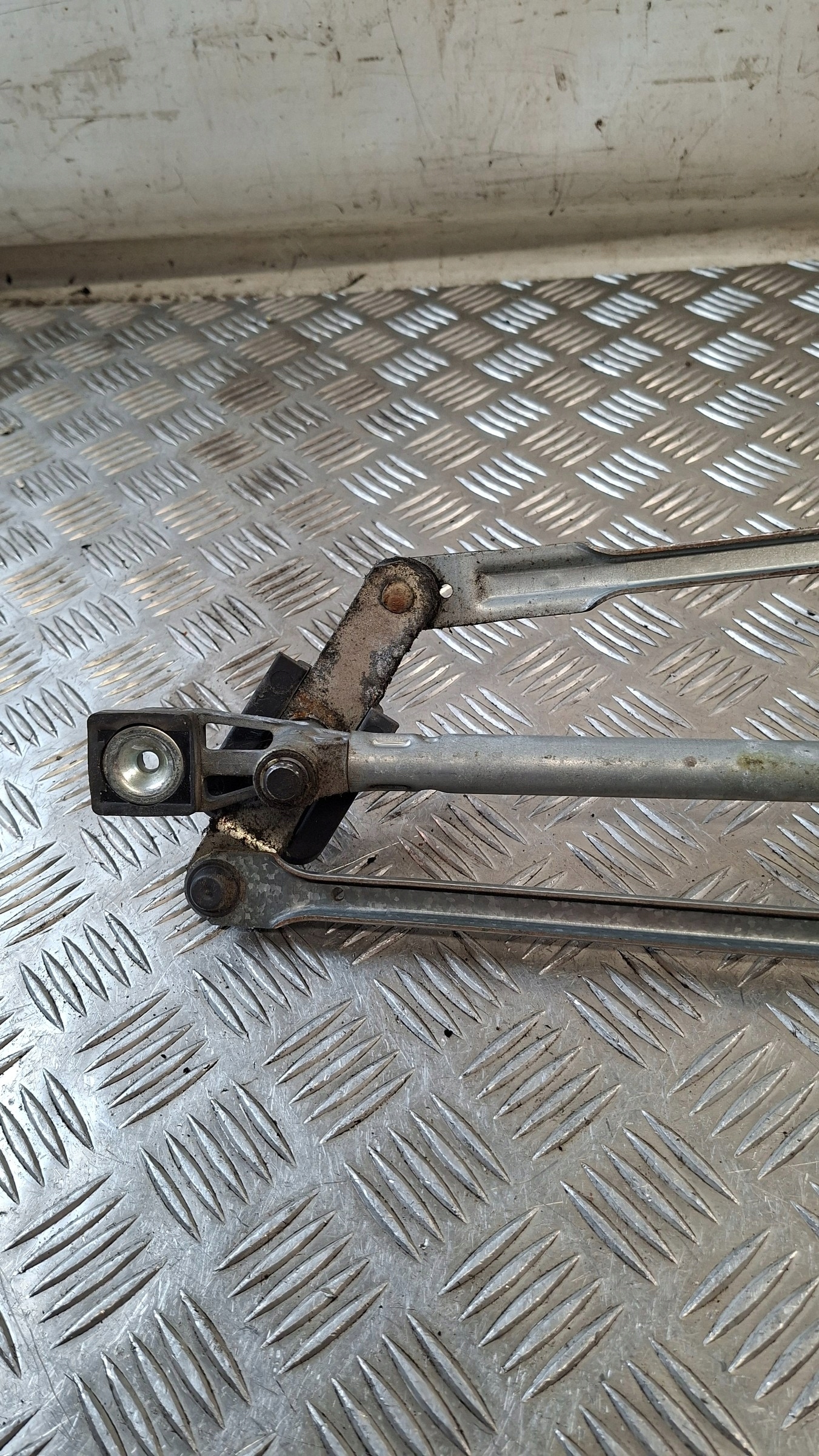 wiper mechanism front FORD MONDEO MK4